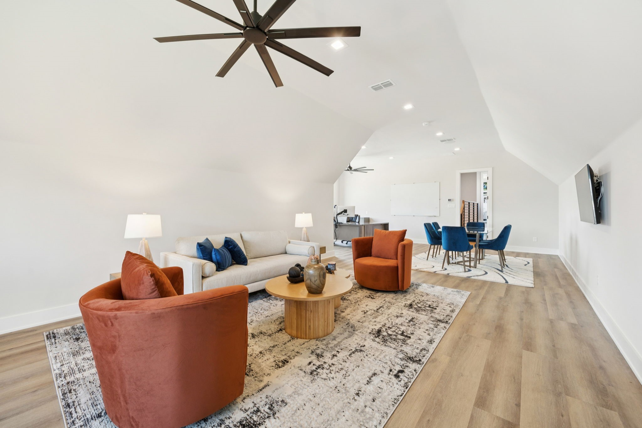 1835 Creekview Court