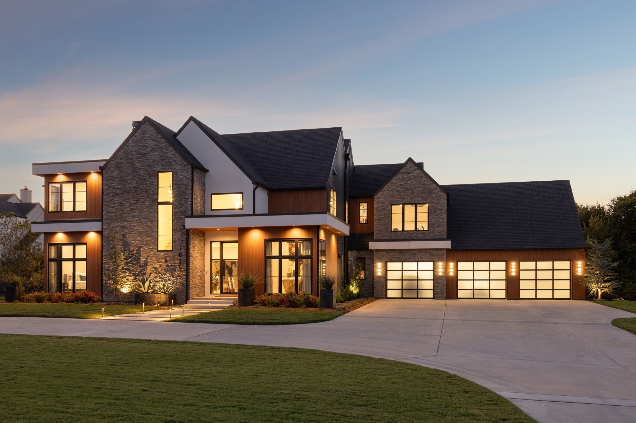 1835 Creekview Court