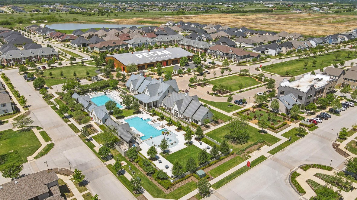 311 N Pecan Parkway
