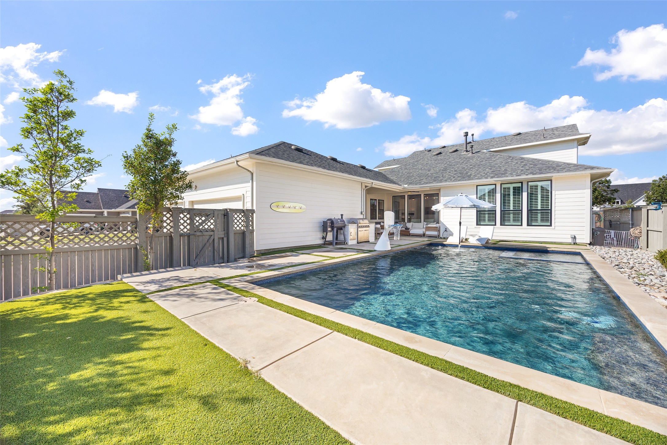 311 N Pecan Parkway