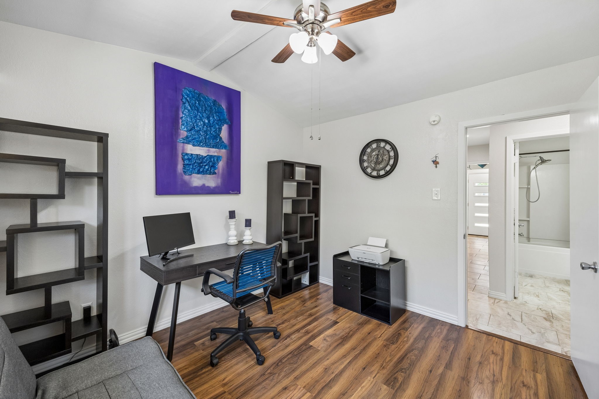 4215 John Court