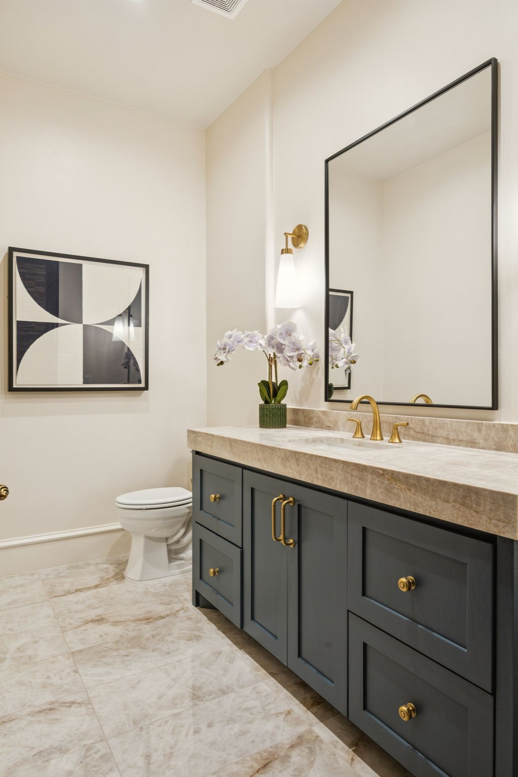 1900 Shady Oaks Drive