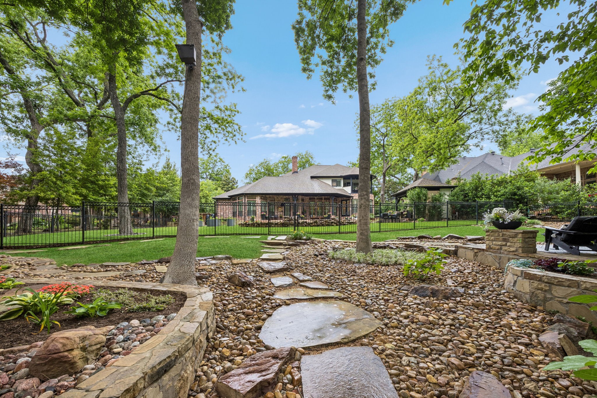 1109 Pecan Hollow Trail