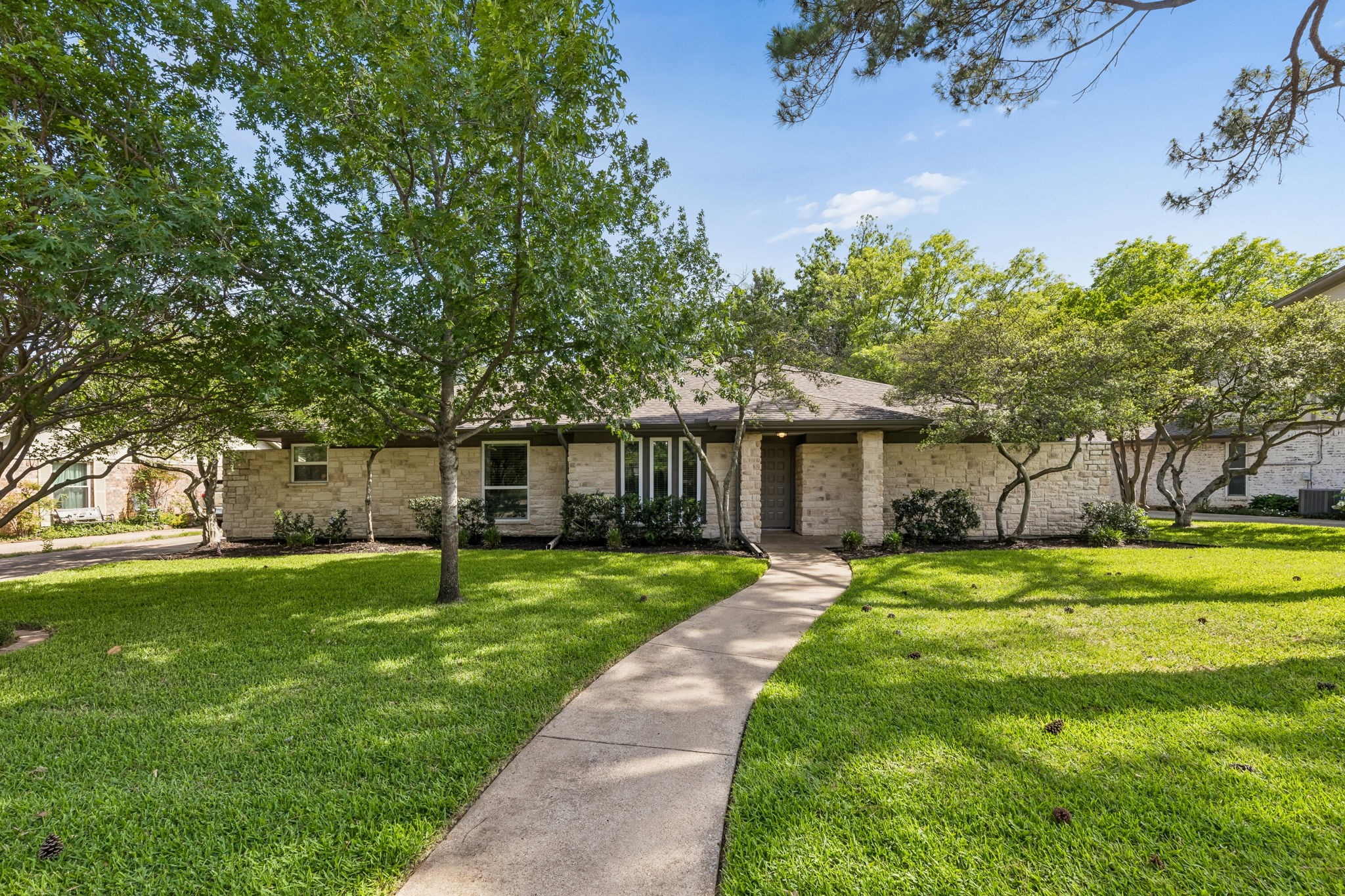 106 Seminole Drive