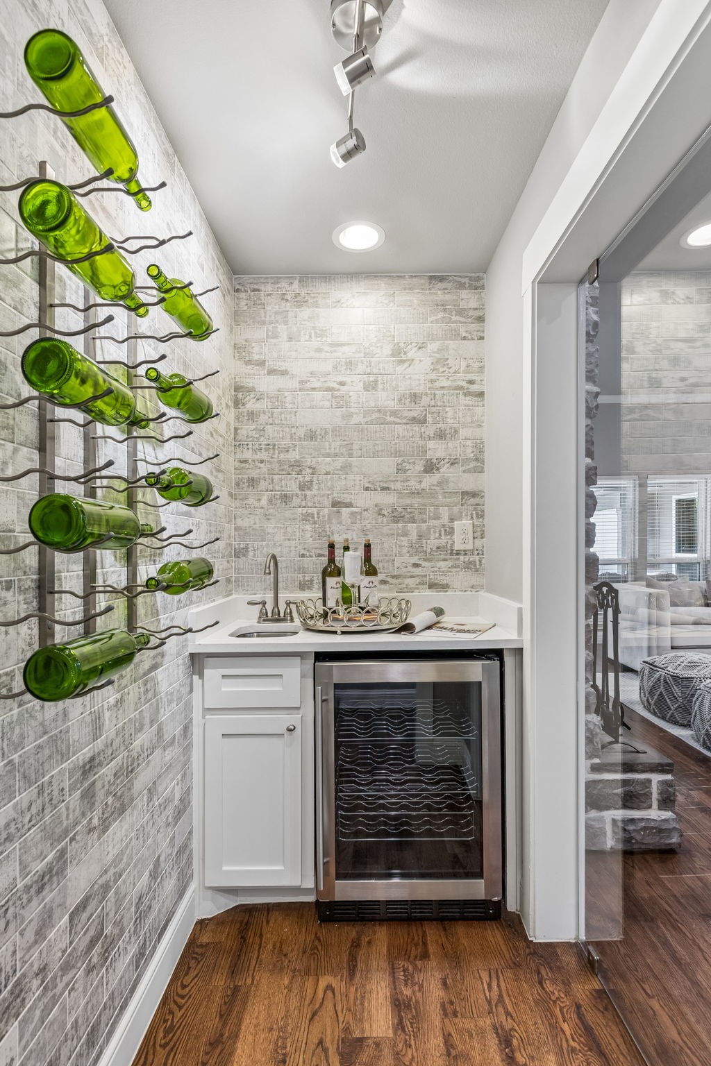 106 Seminole Drive