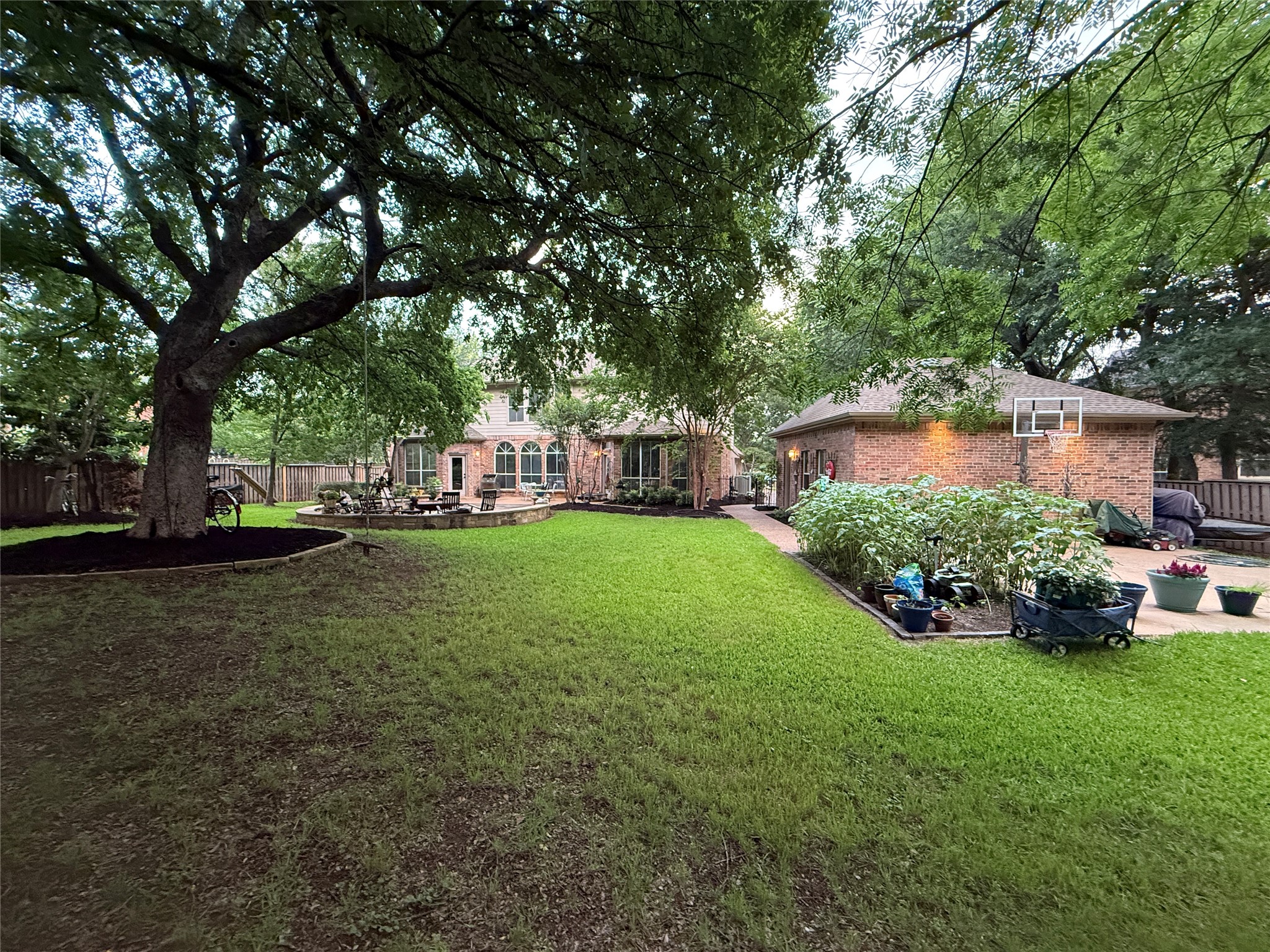 408 Parkwood Court
