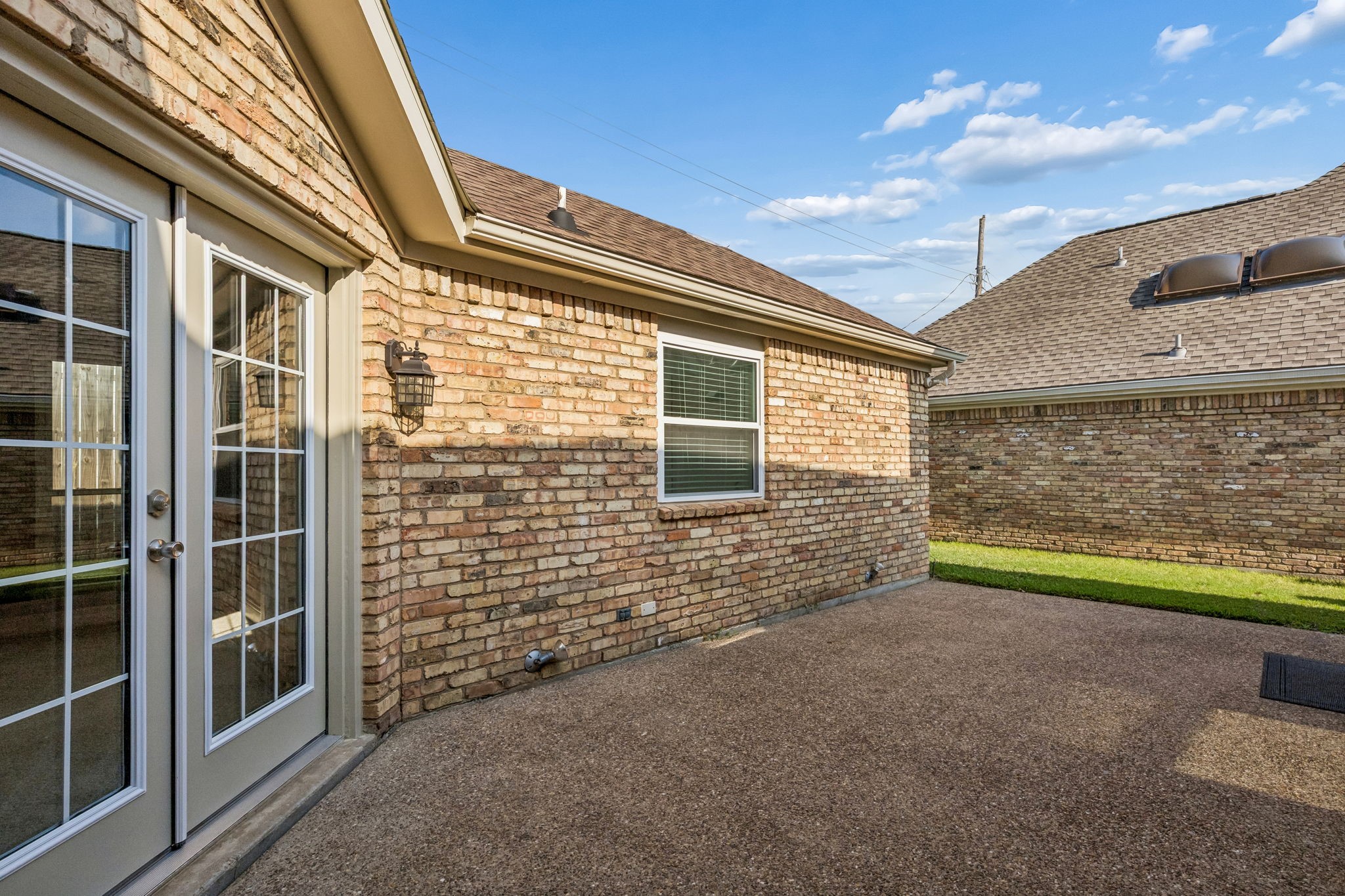 604 Shalamar Place