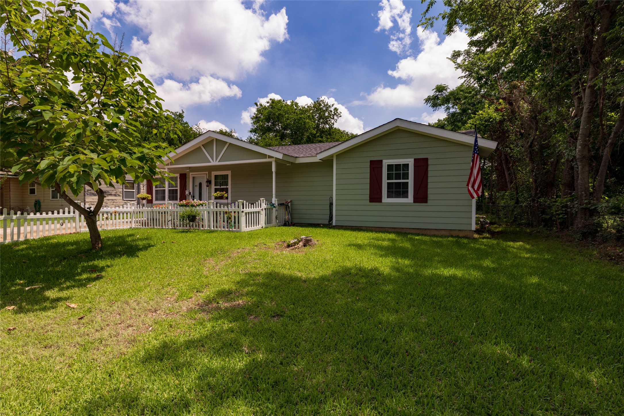 812 Denton Drive