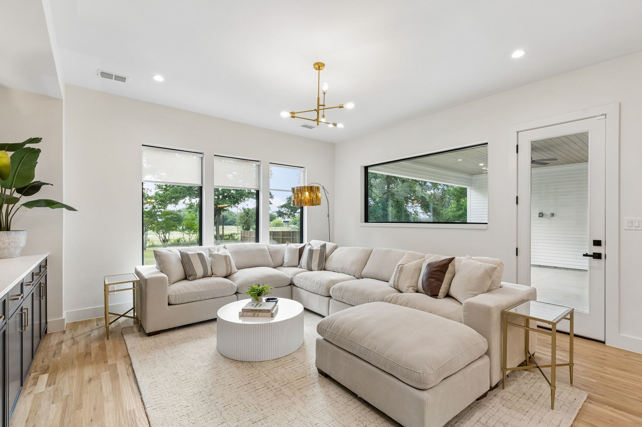 1218 Woodsey Court