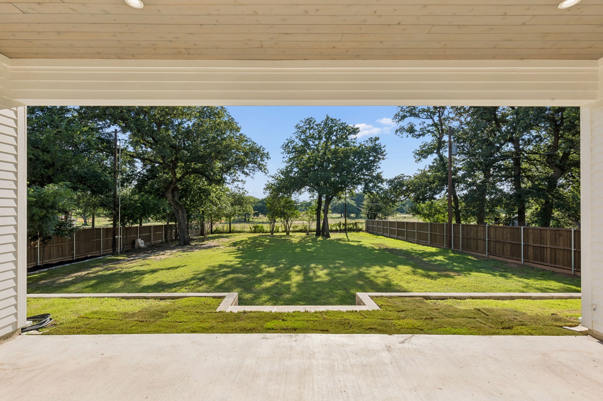 1218 Woodsey Court
