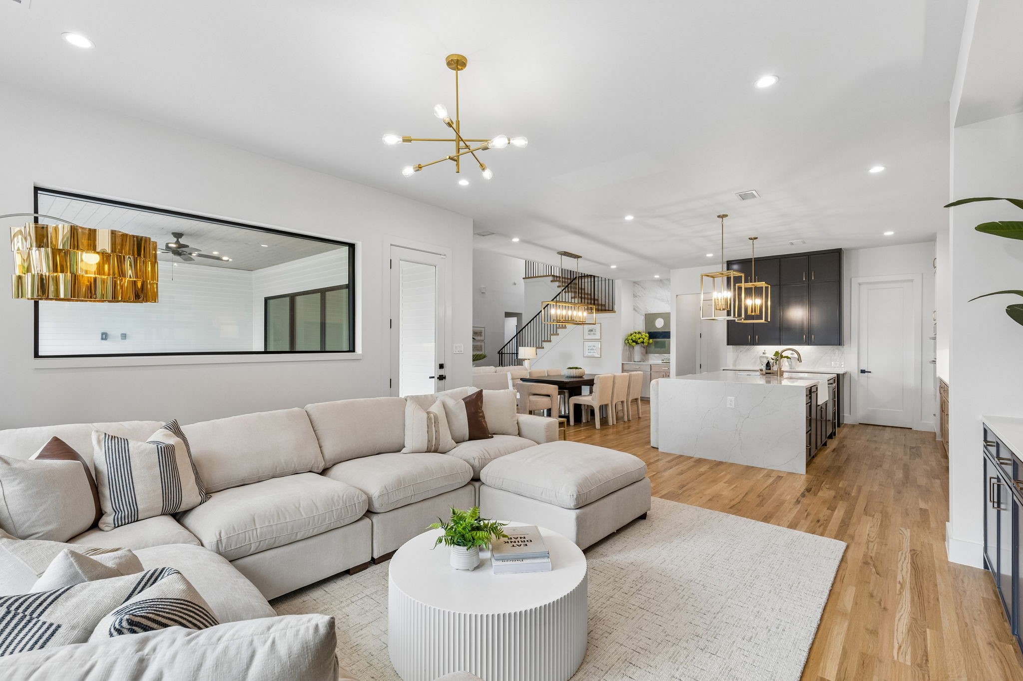 1218 Woodsey Court