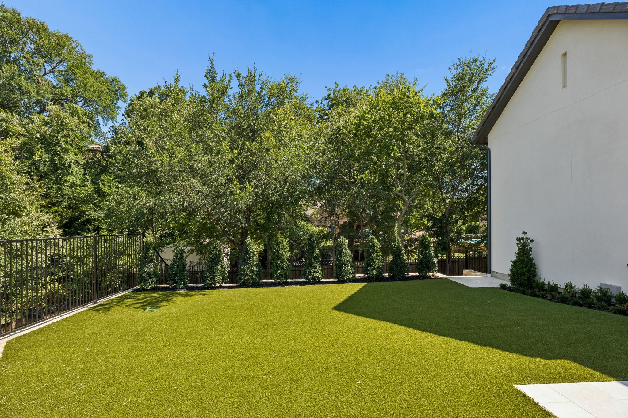 601 Pemberton Drive