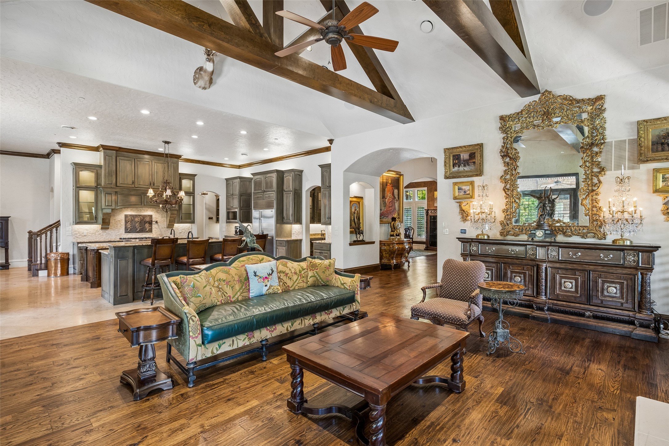 5804 Chalford Common
