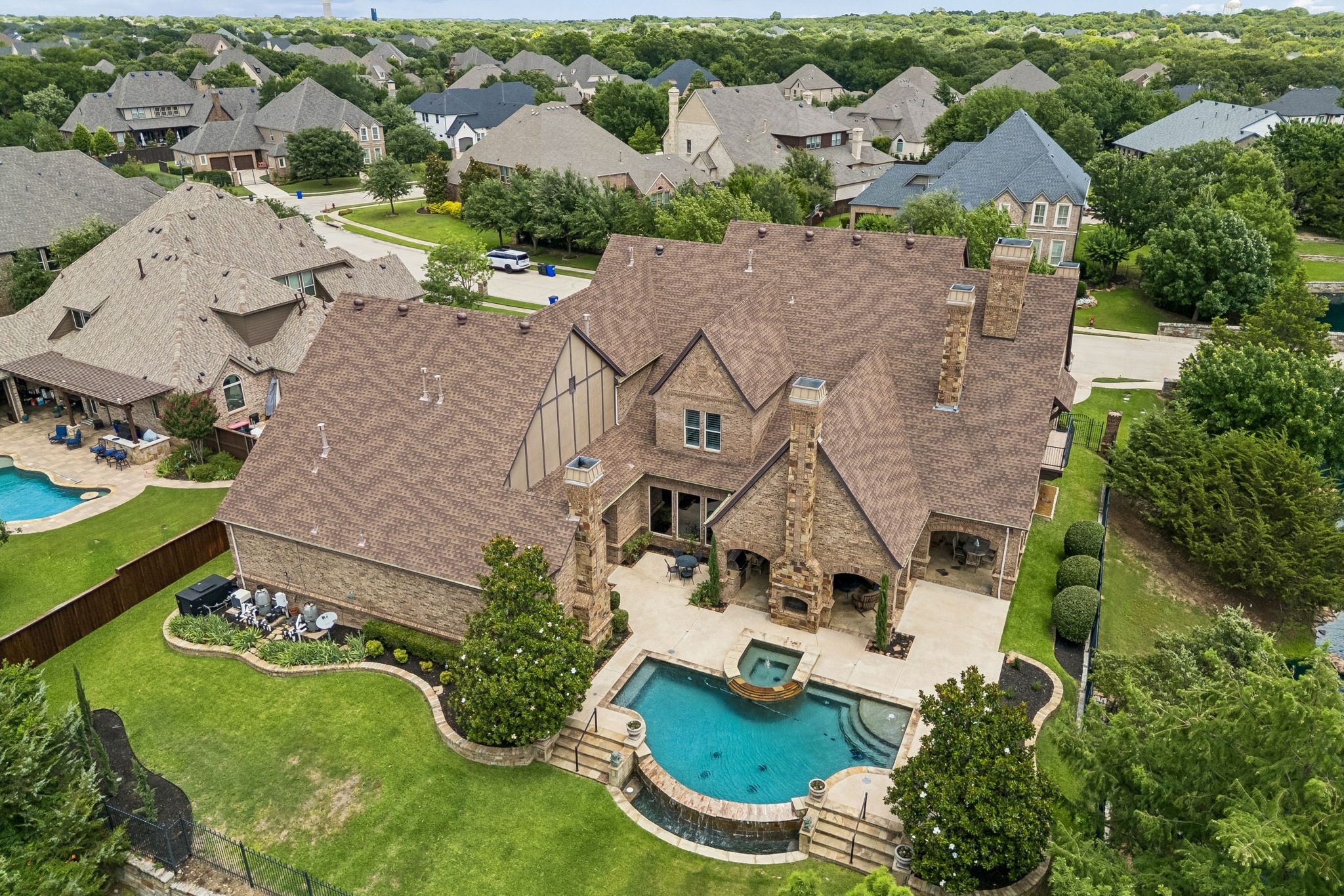 5804 Chalford Common
