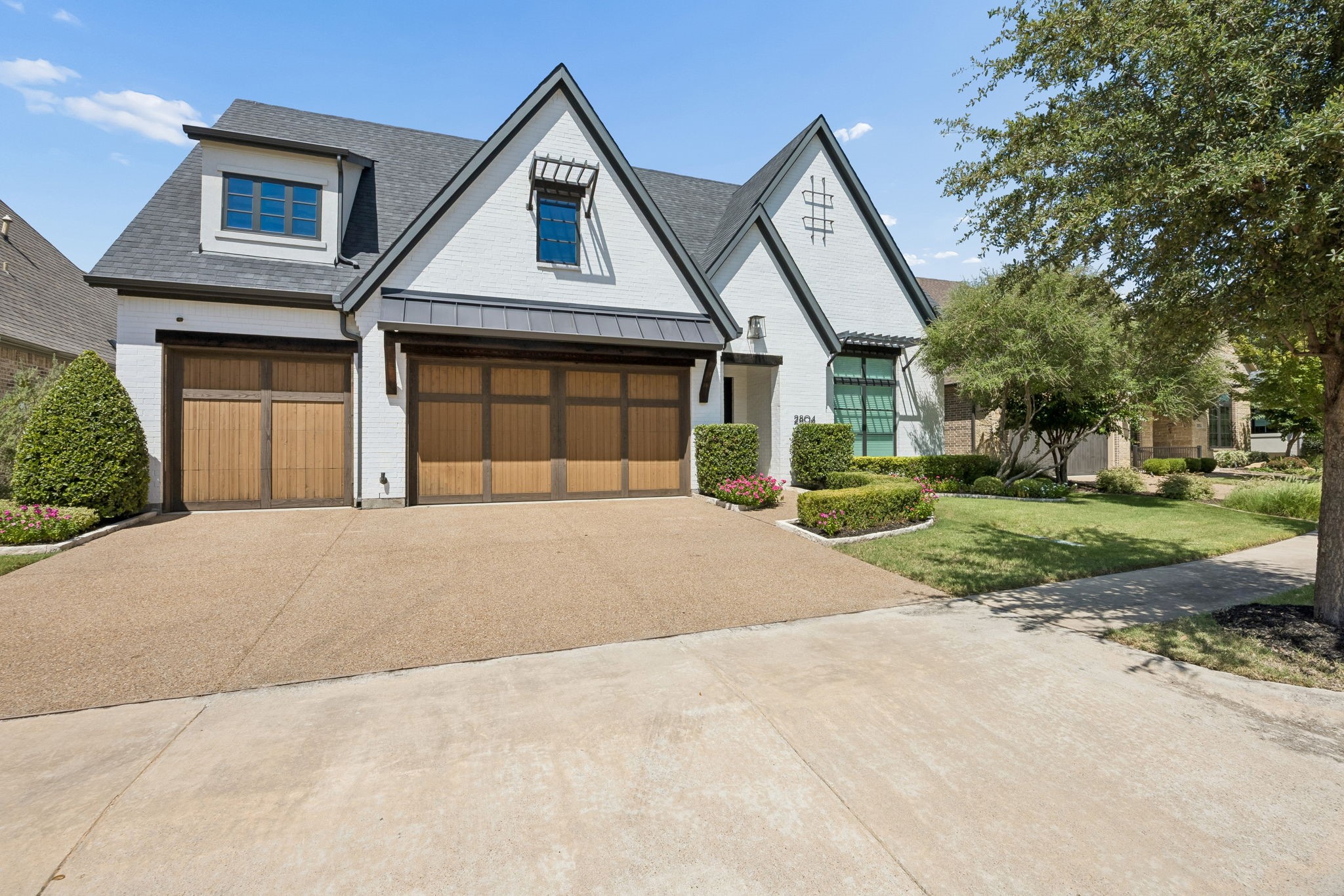 2804 Riverbrook Way