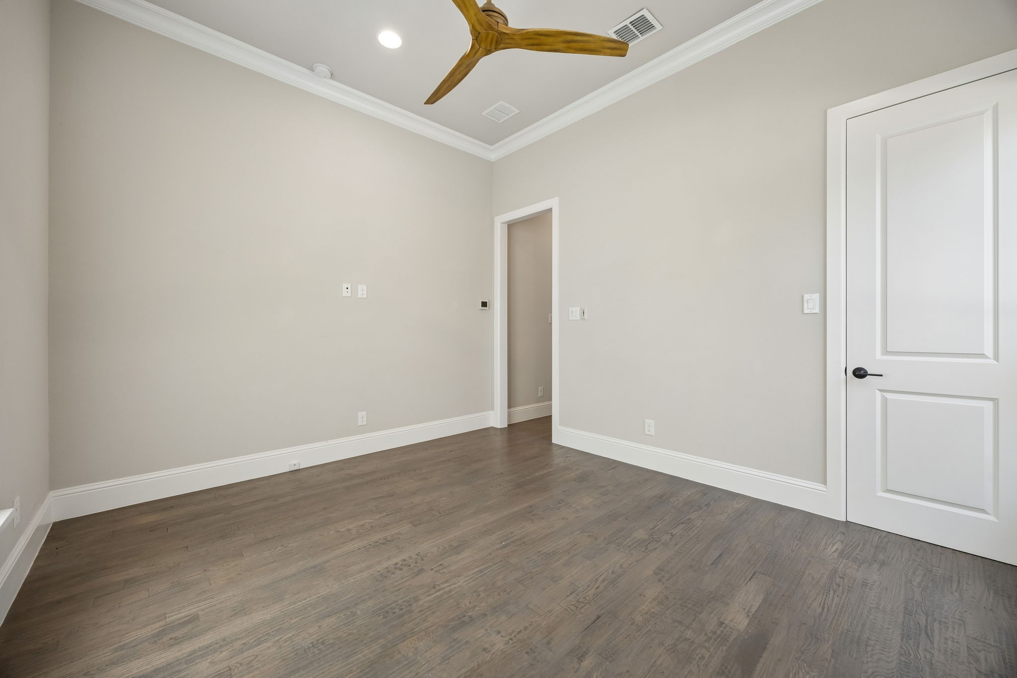 2804 Riverbrook Way