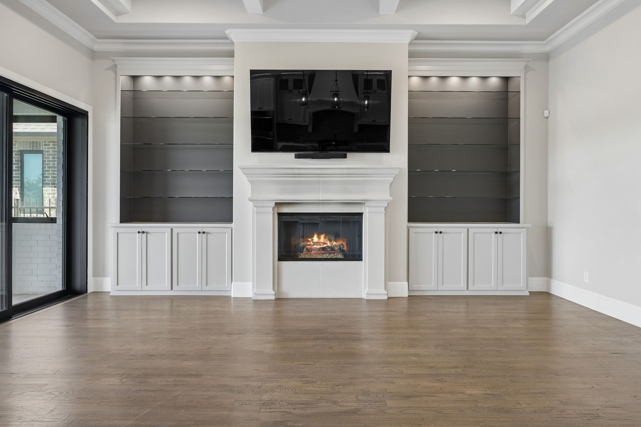 2804 Riverbrook Way