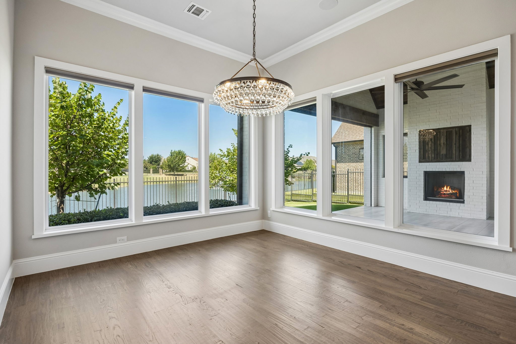 2804 Riverbrook Way