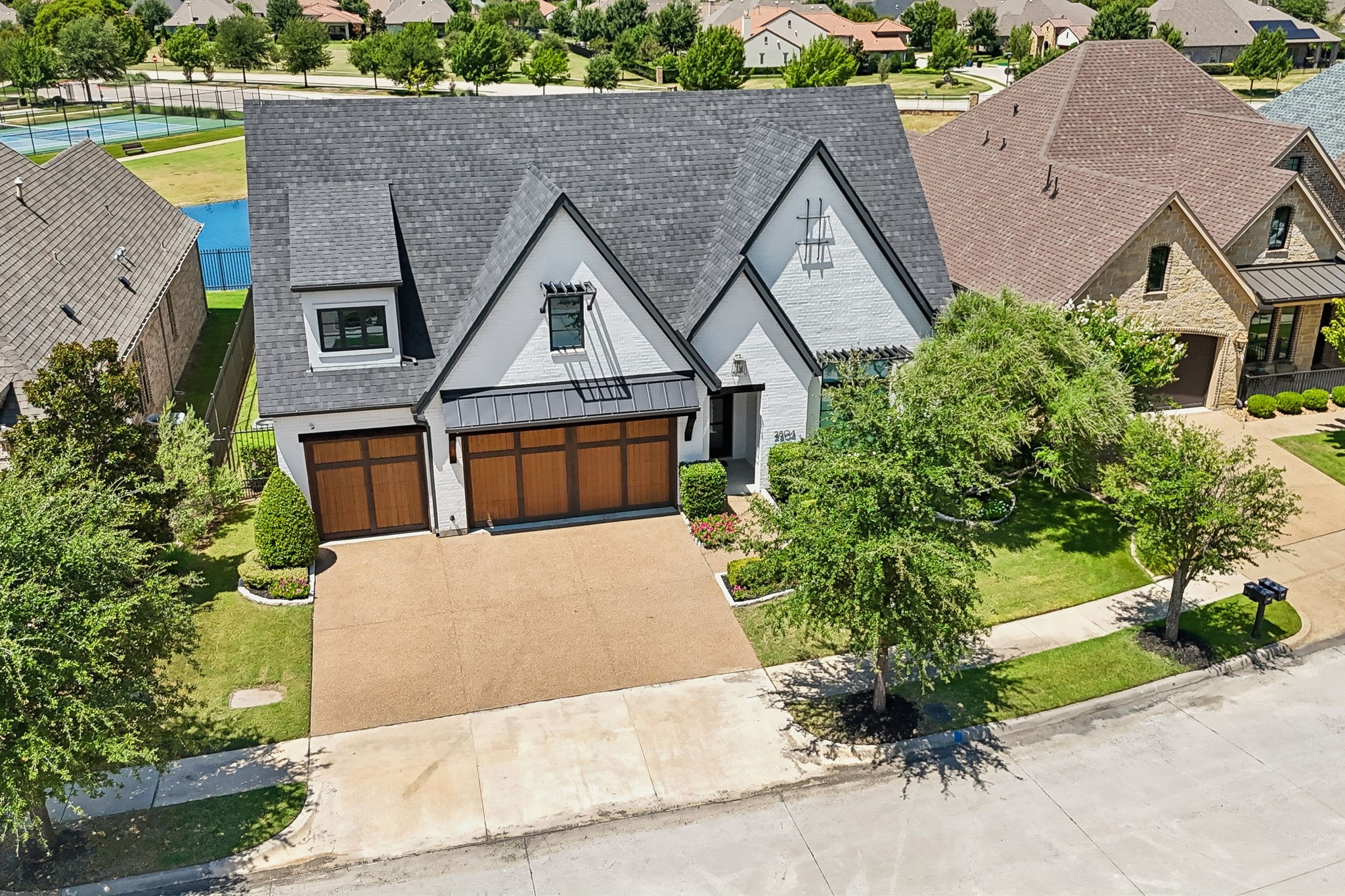 2804 Riverbrook Way