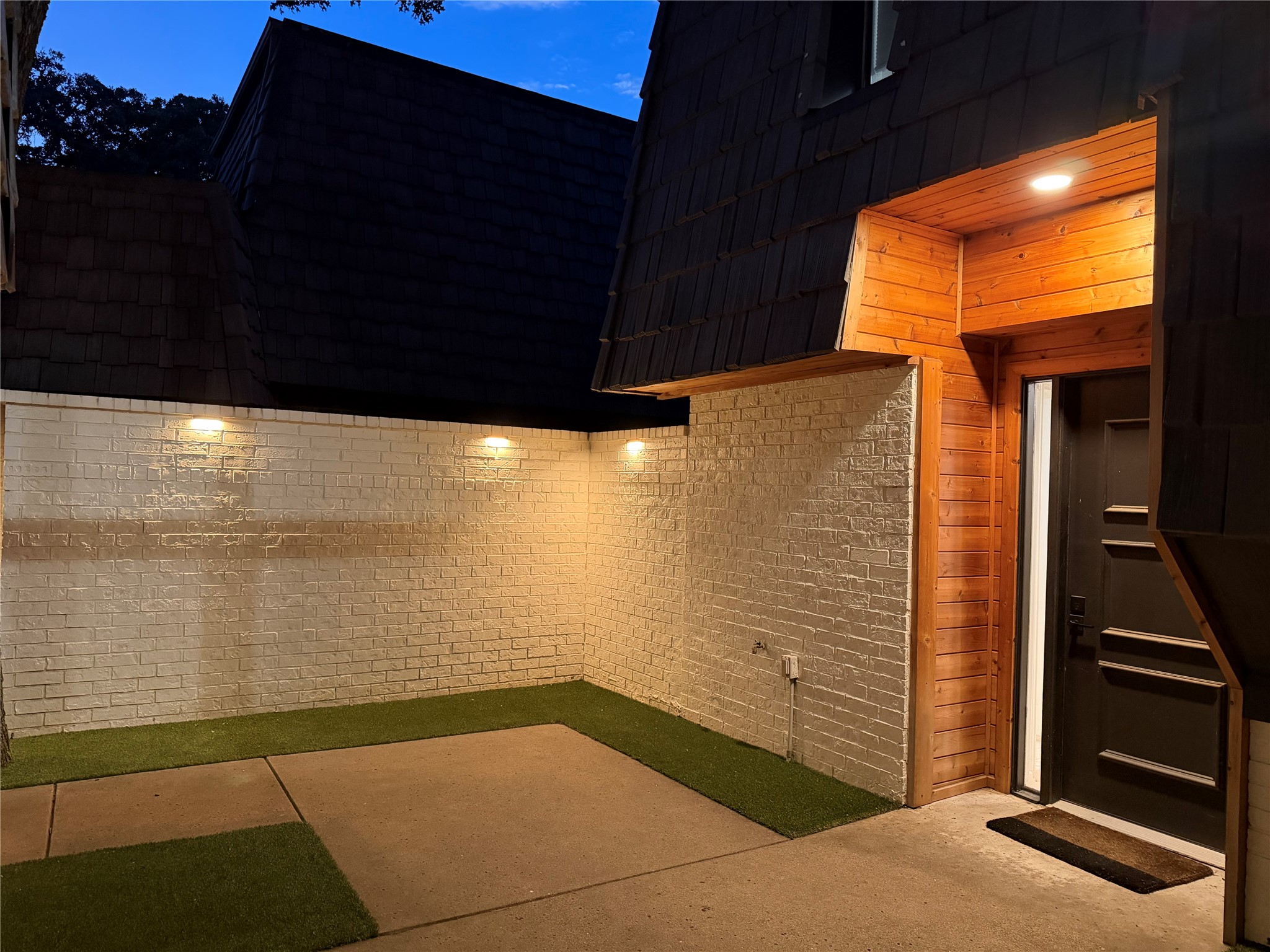 103 Fairway Village Drive