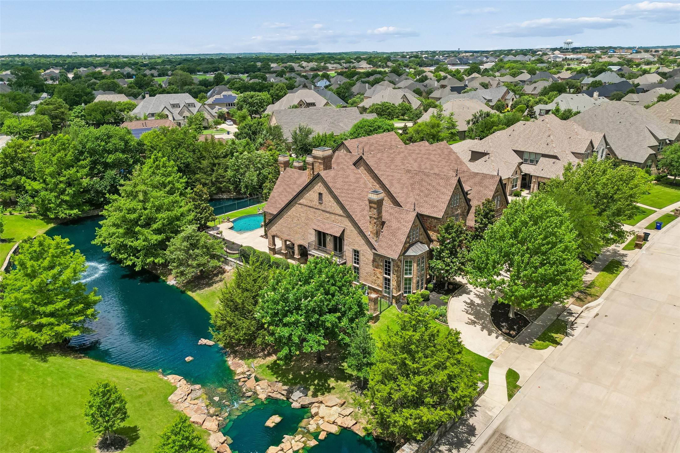 5804 Chalford Common Colleyville TX