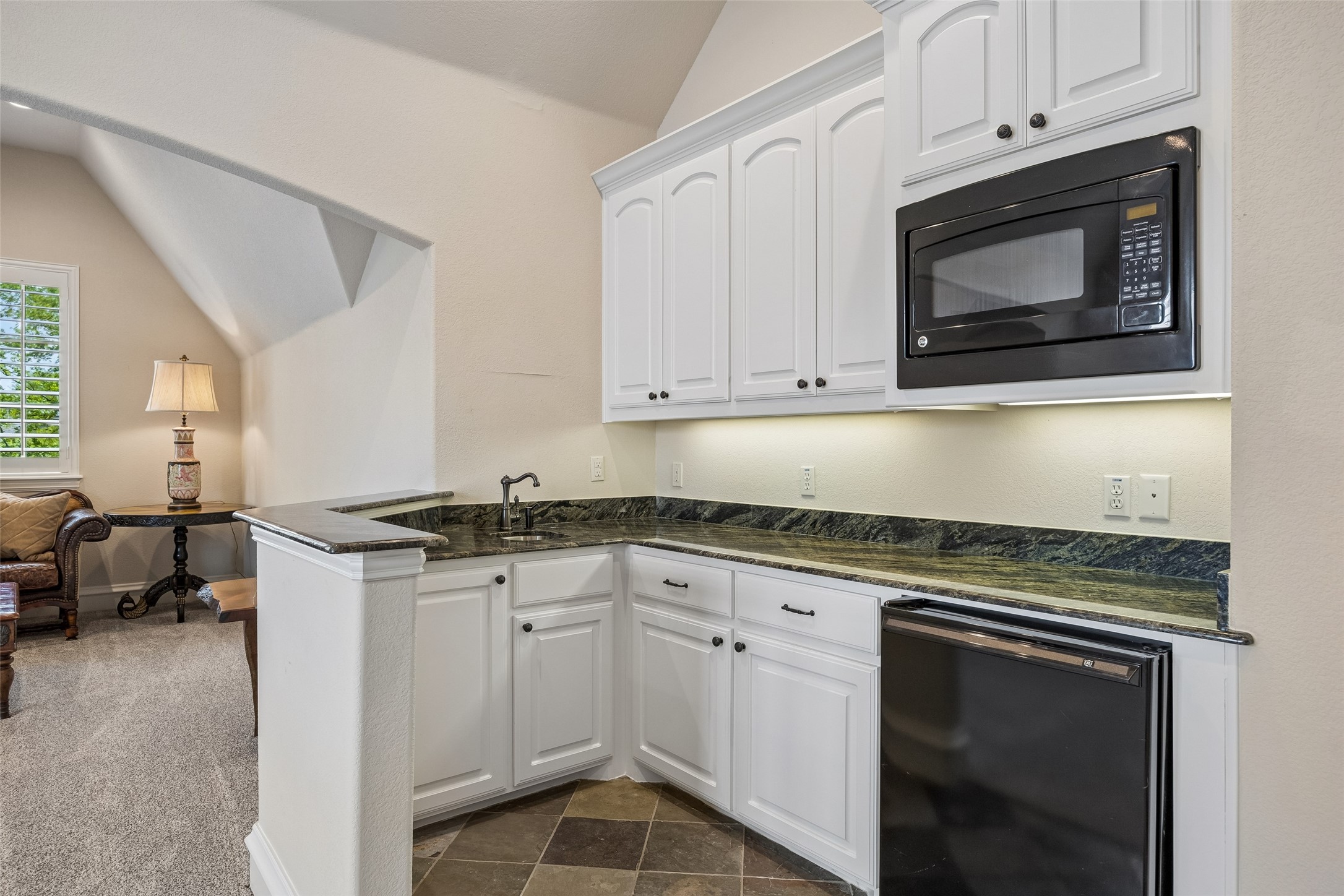 5804 Chalford Common