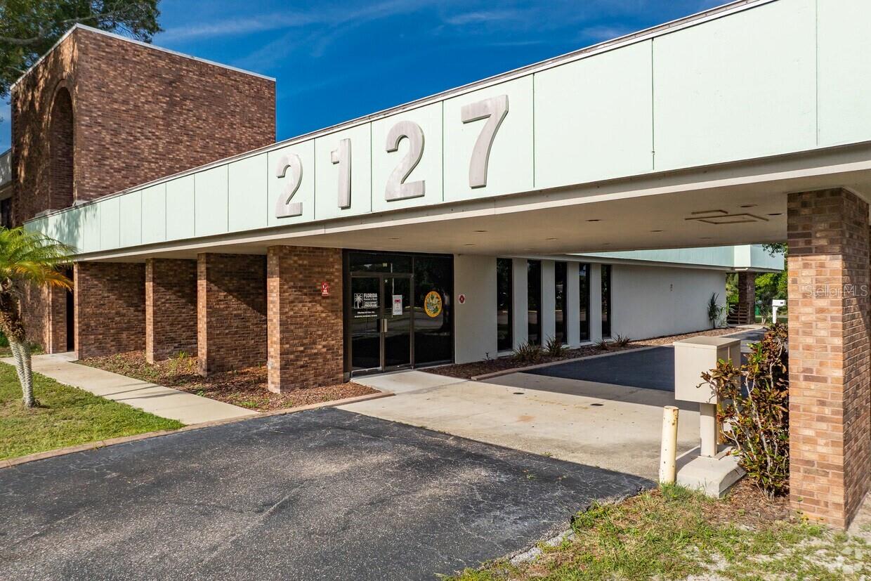 2119 GRAND BLVD