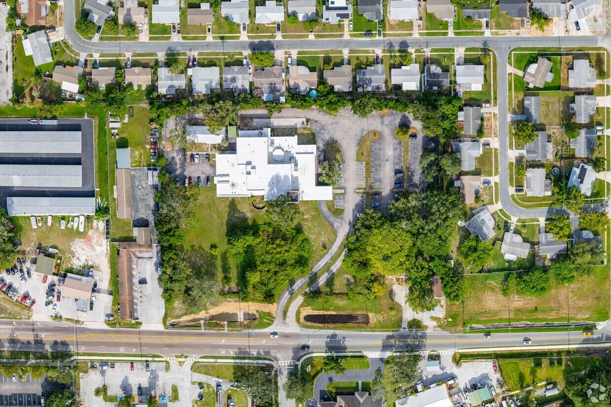 2119 GRAND BLVD