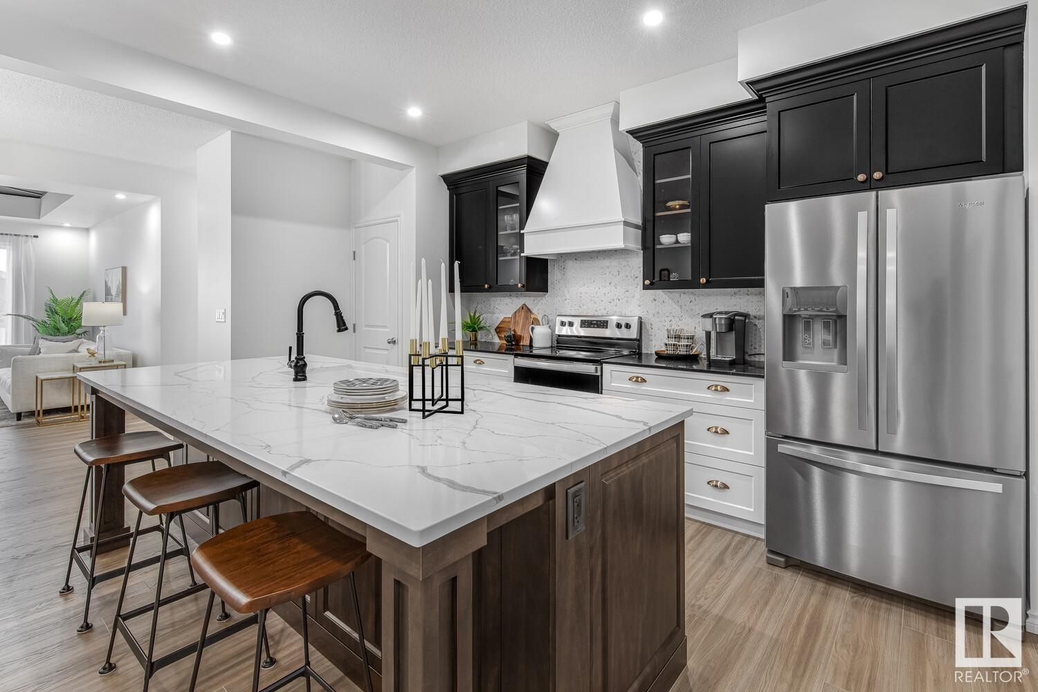 9351 221 ST NW
