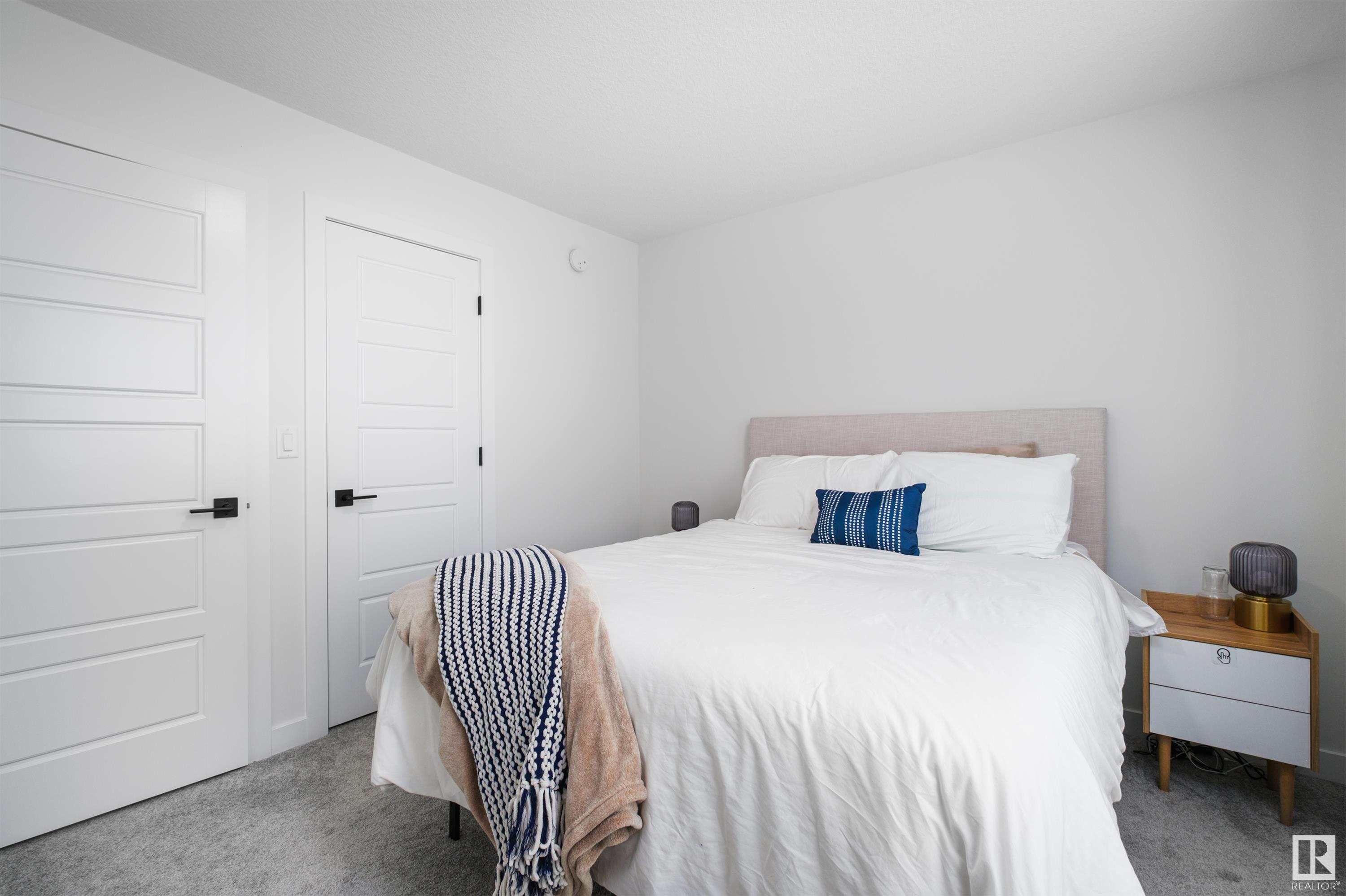 2603 194 ST NW