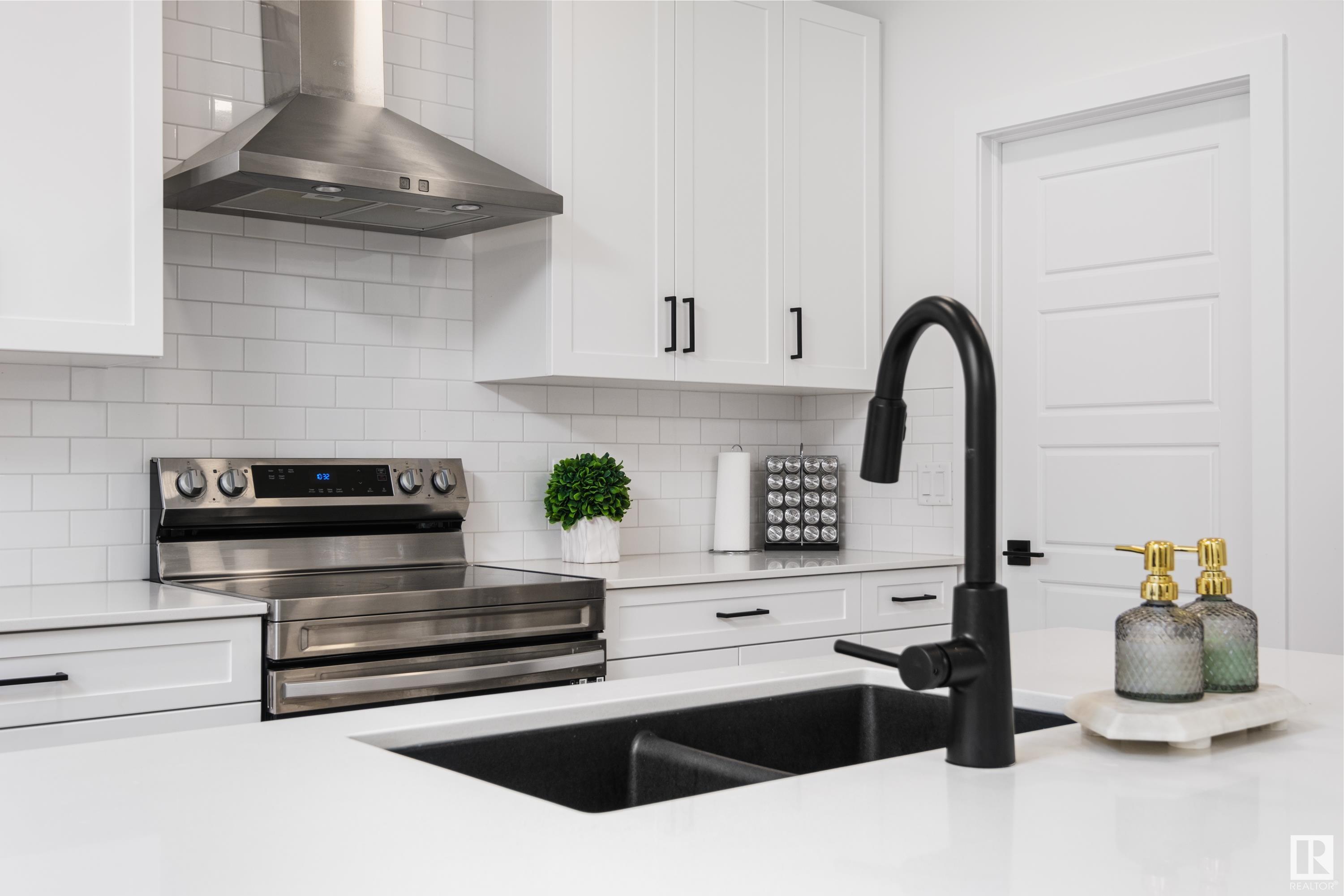 2603 194 ST NW