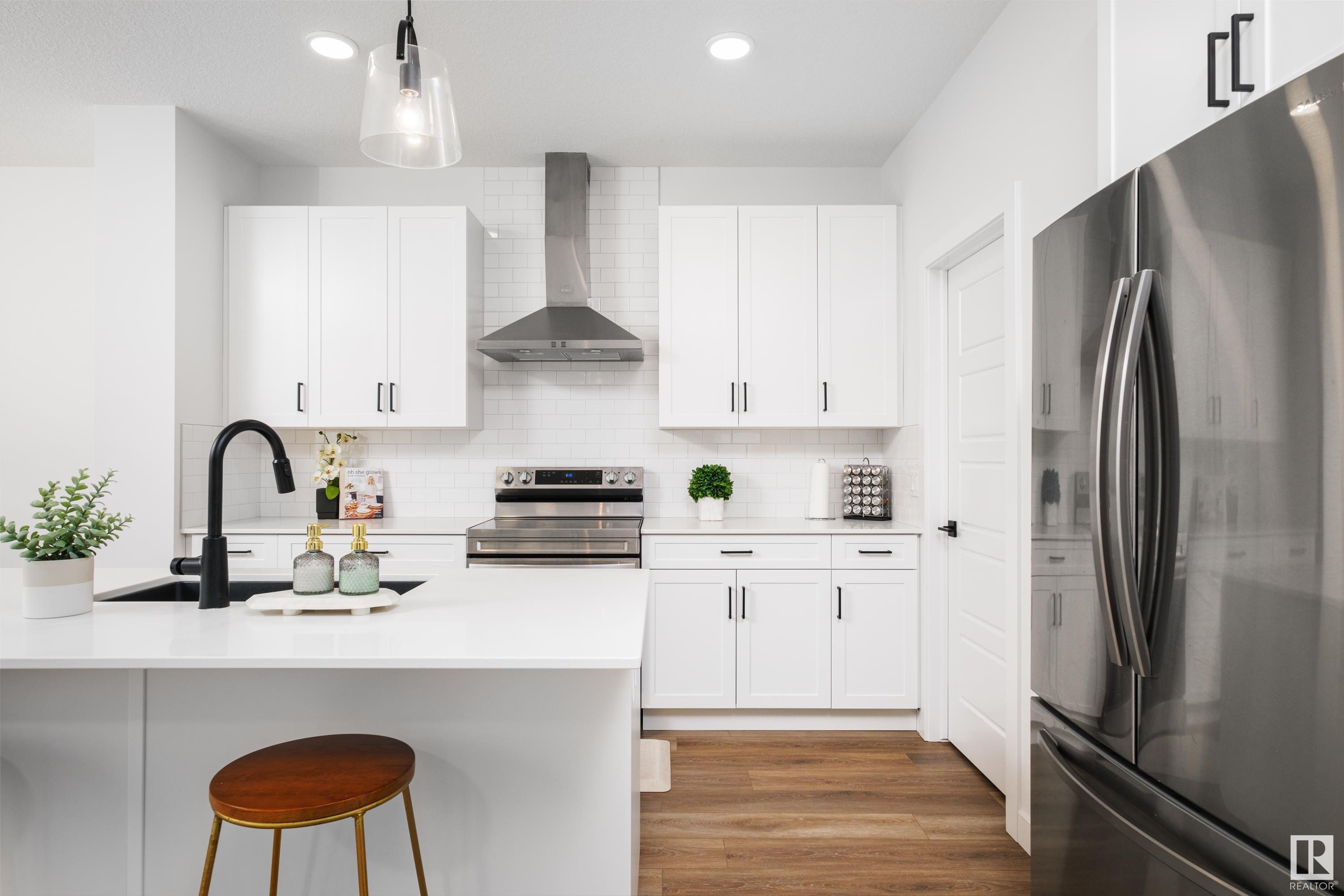 2603 194 ST NW