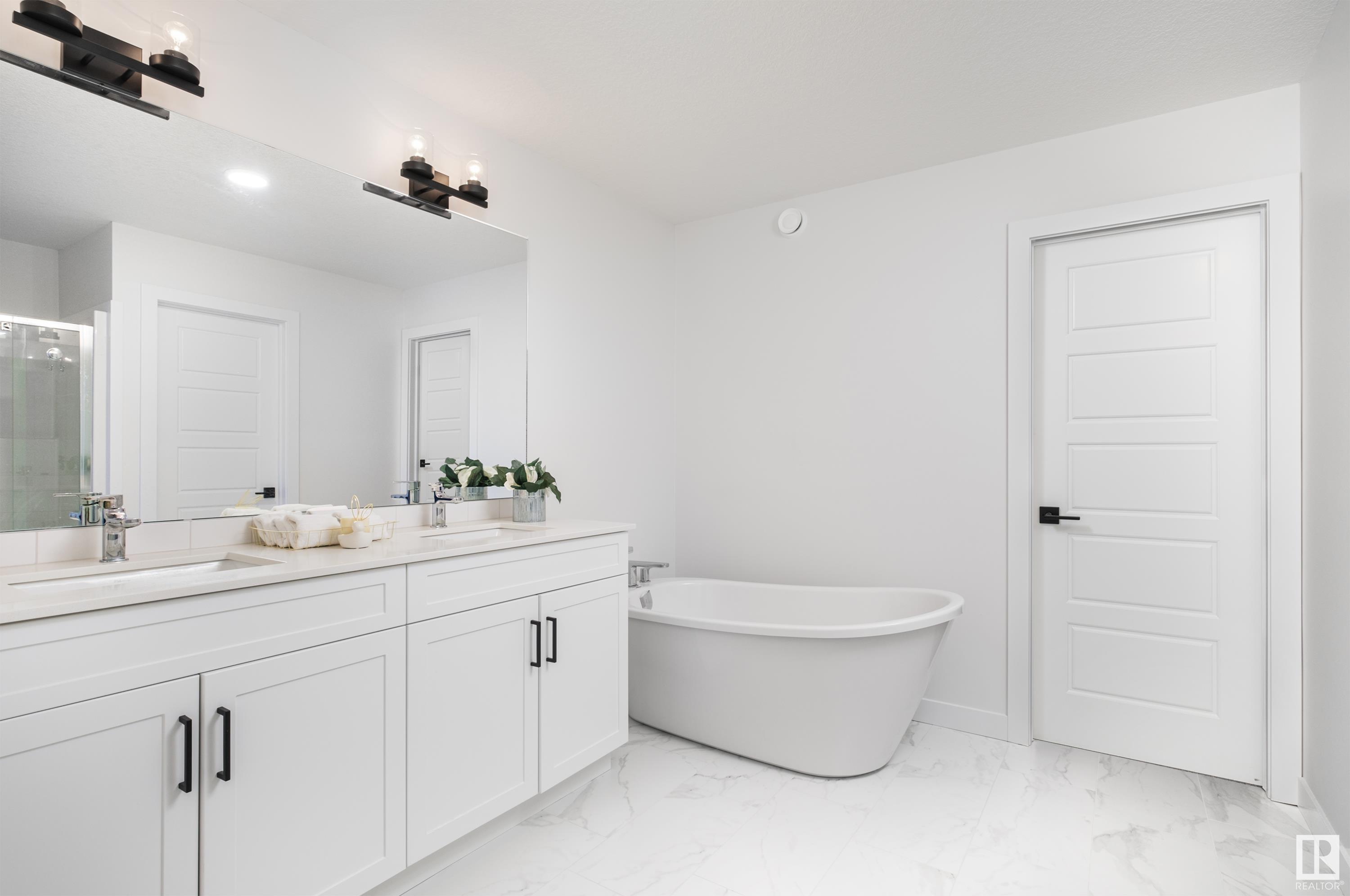 2603 194 ST NW