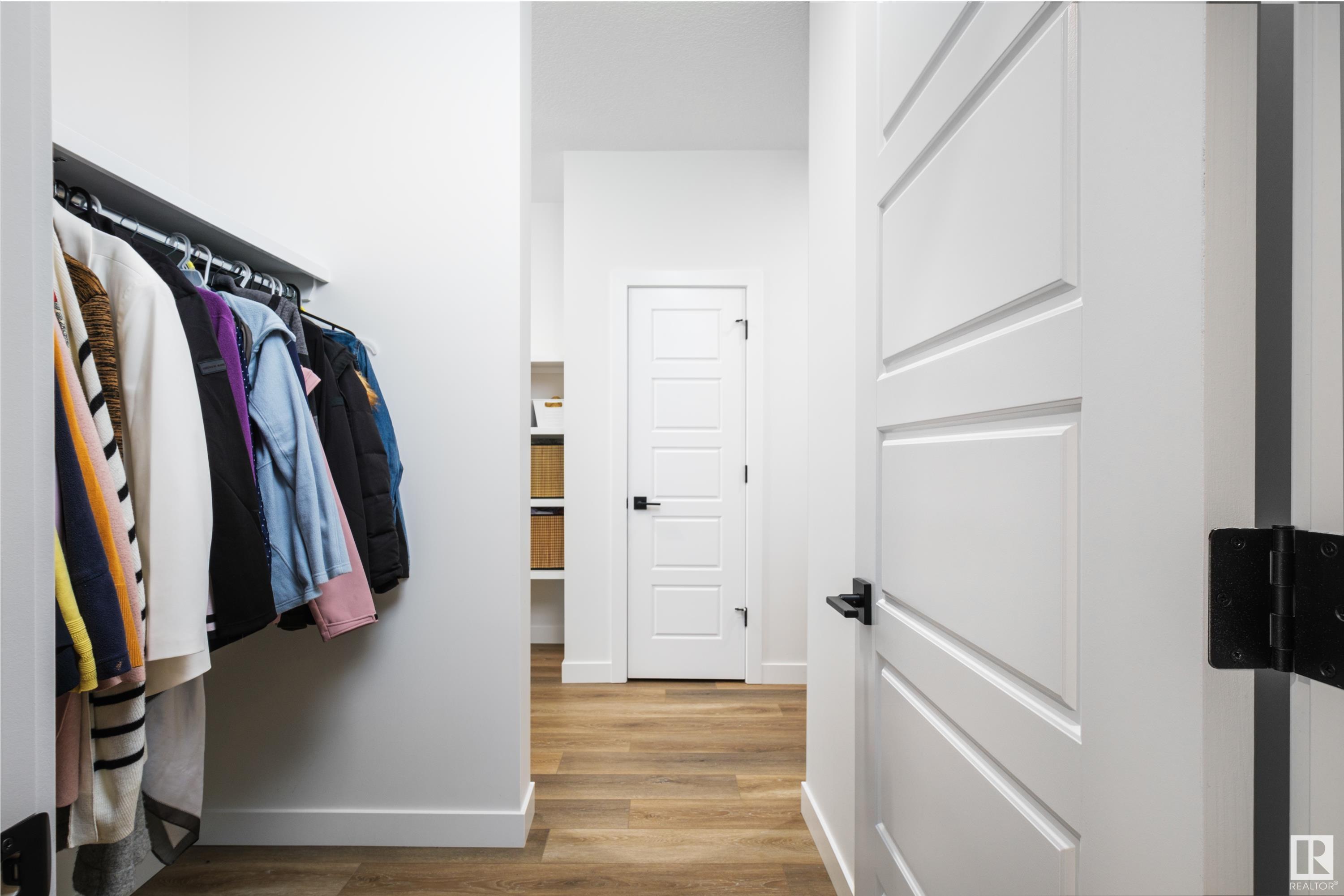 2603 194 ST NW