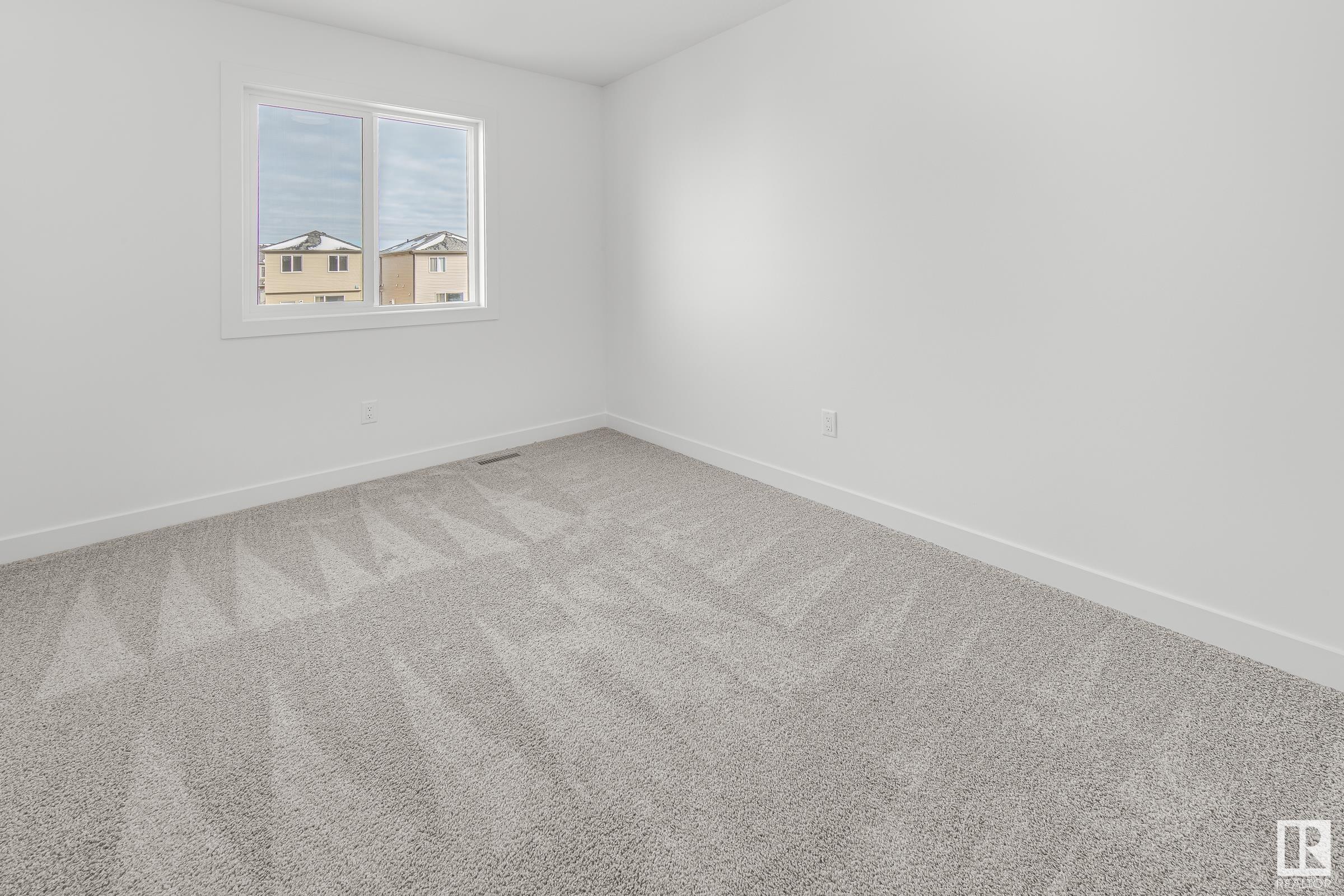9343 221 ST NW