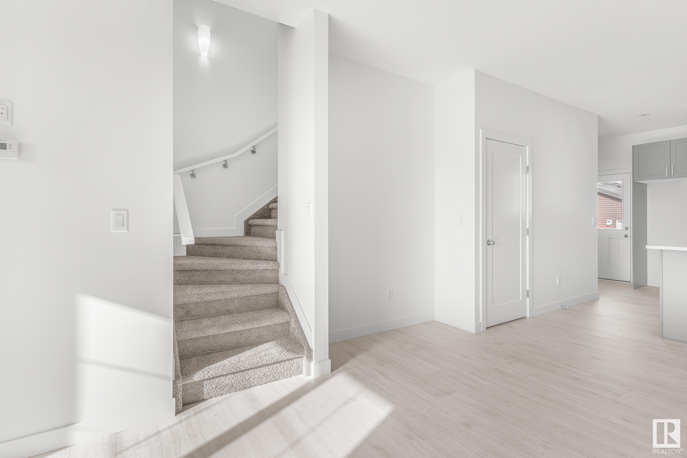 9343 221 ST NW