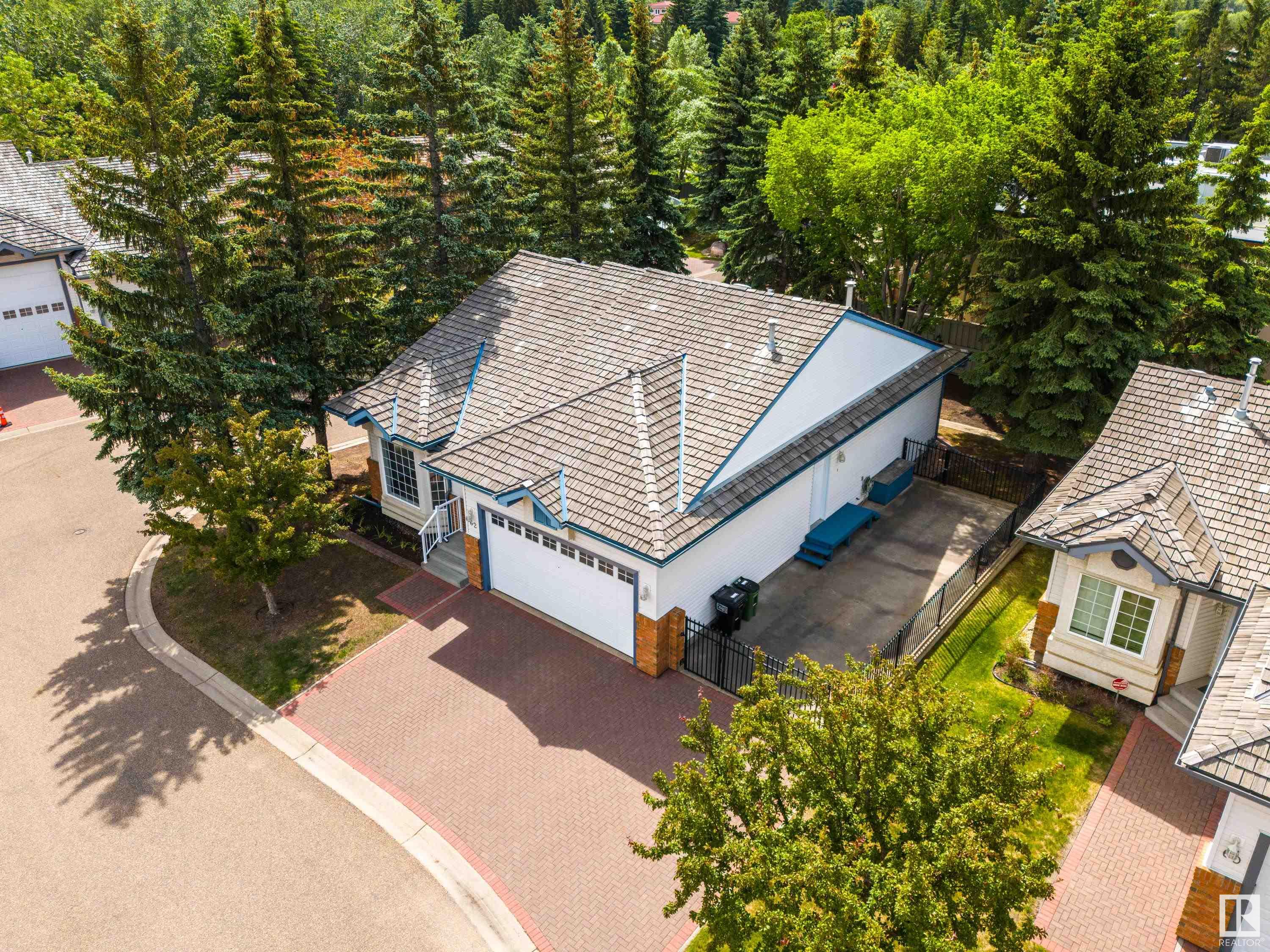 #62 10 Blackburn DR W SW