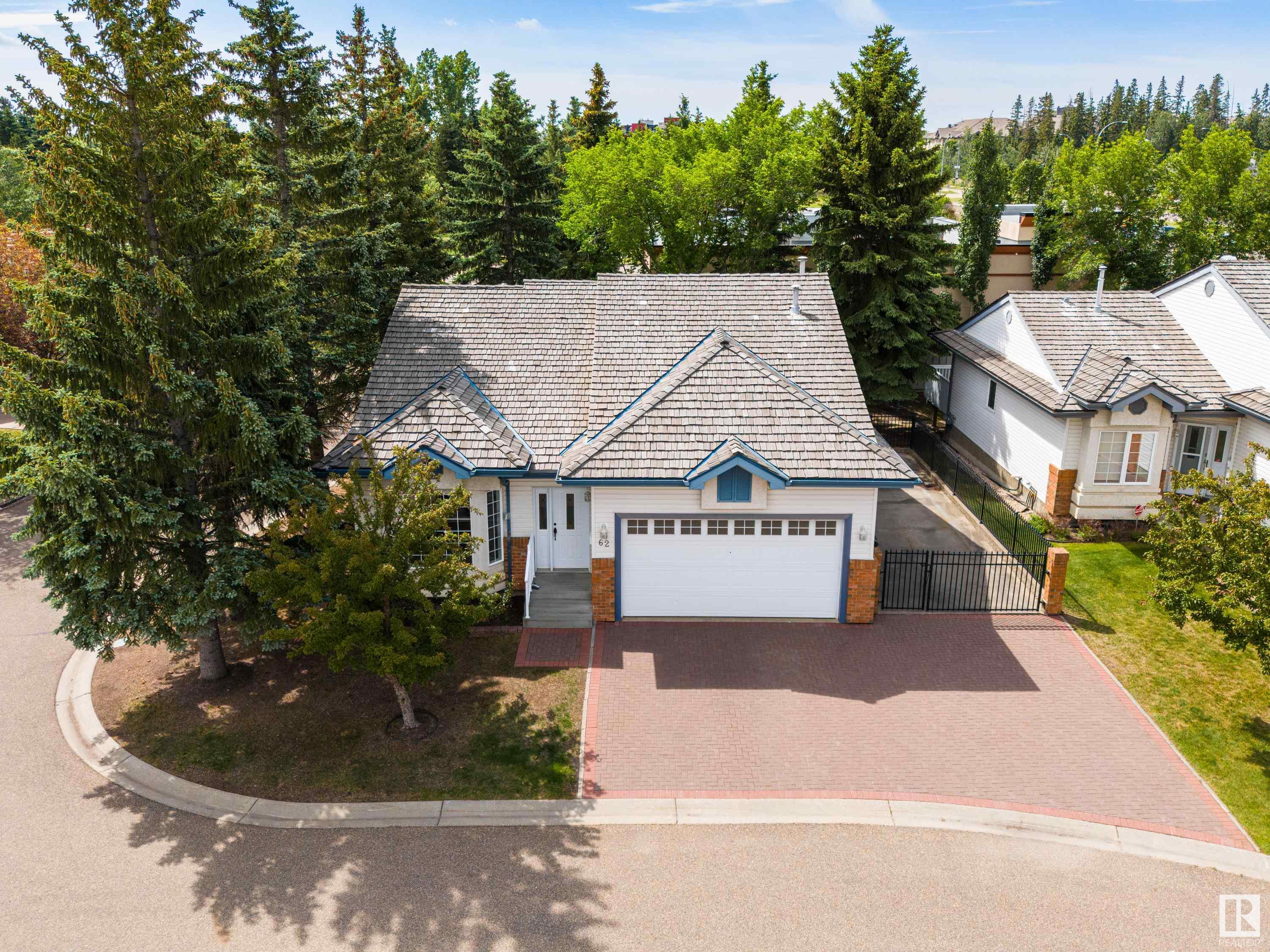 #62 10 Blackburn DR W SW