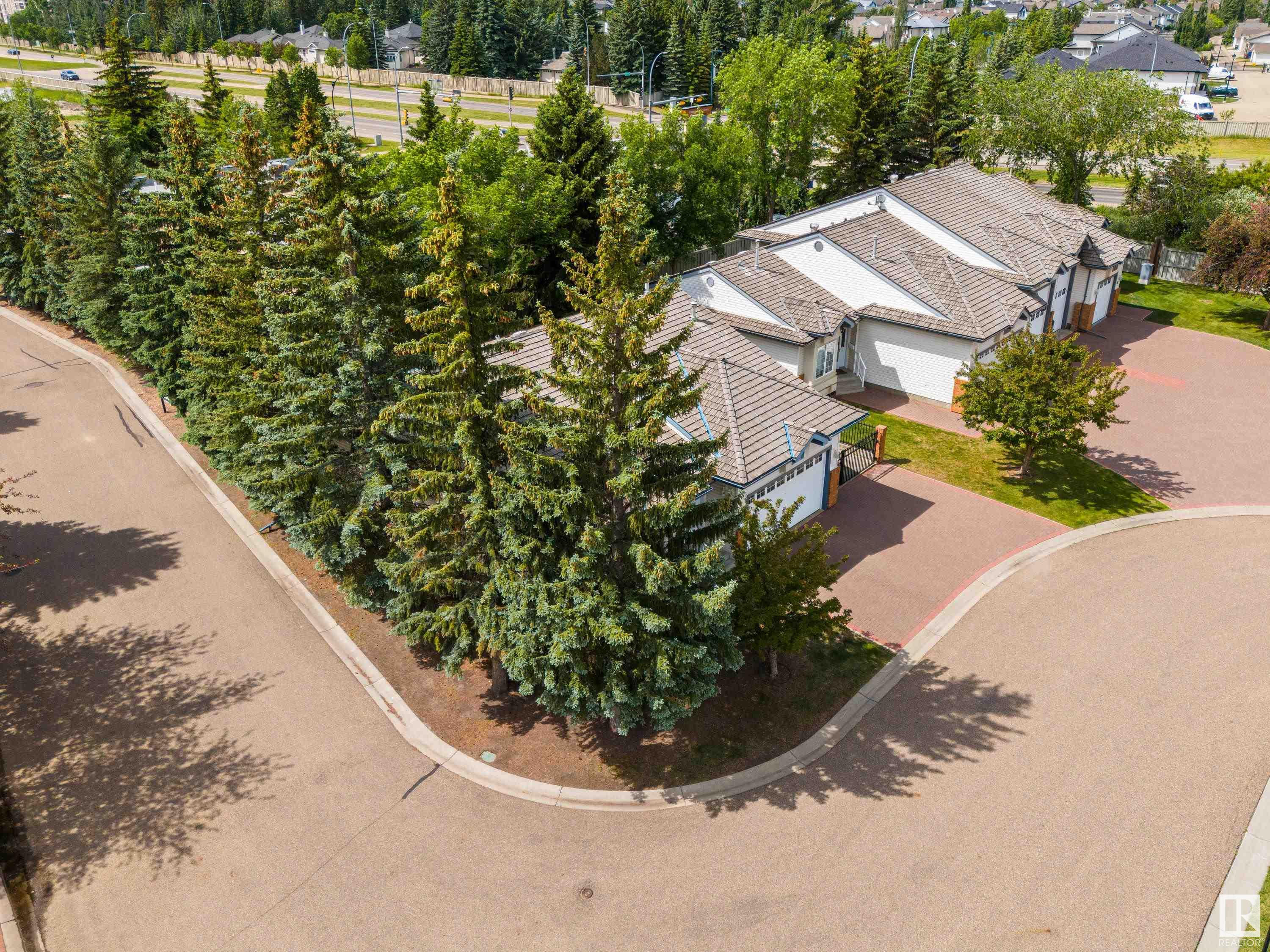 #62 10 Blackburn DR W SW