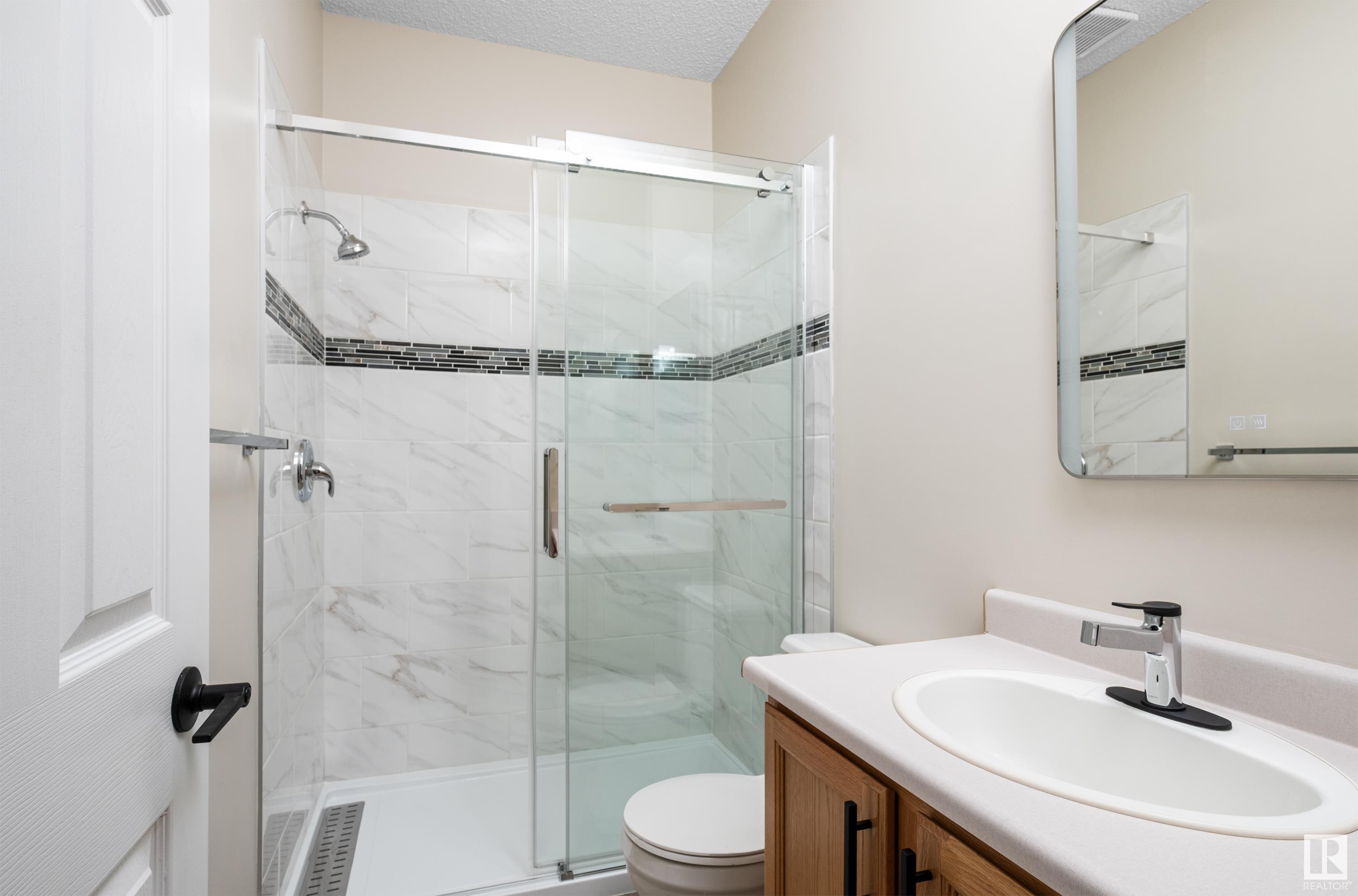 #62 10 Blackburn DR W SW