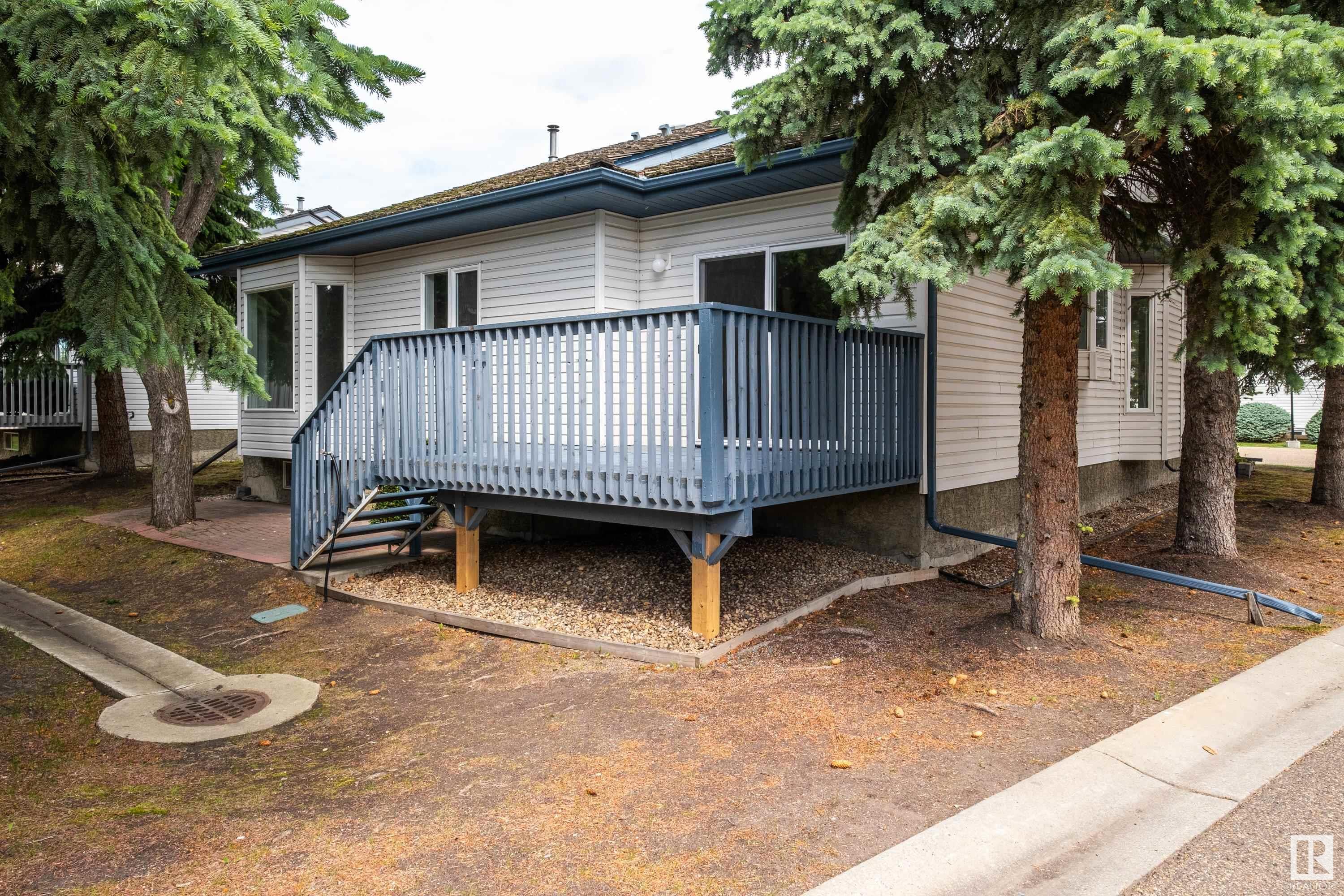 #62 10 Blackburn DR W SW