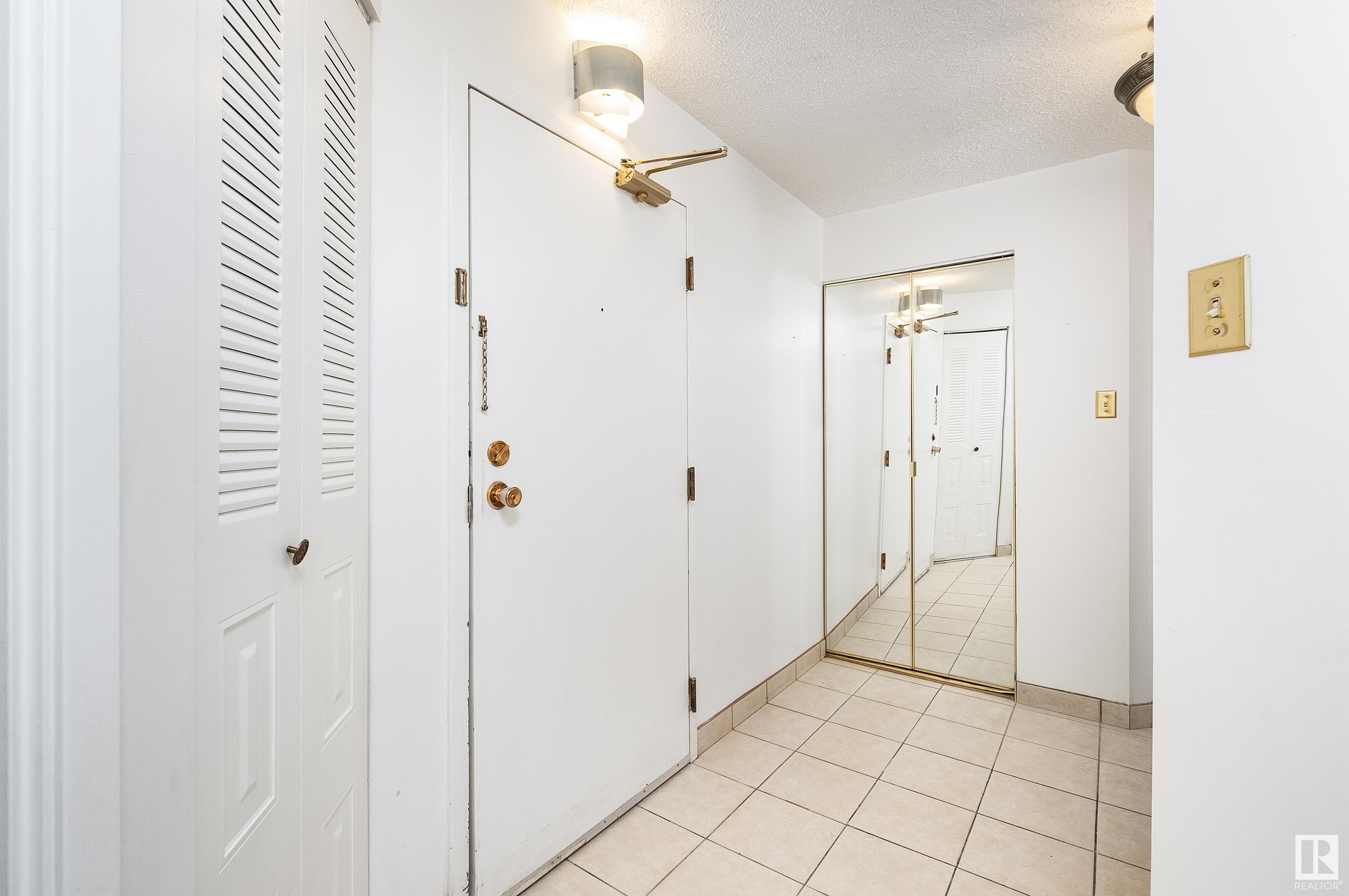 #1405 10149 Saskachewan DR NW