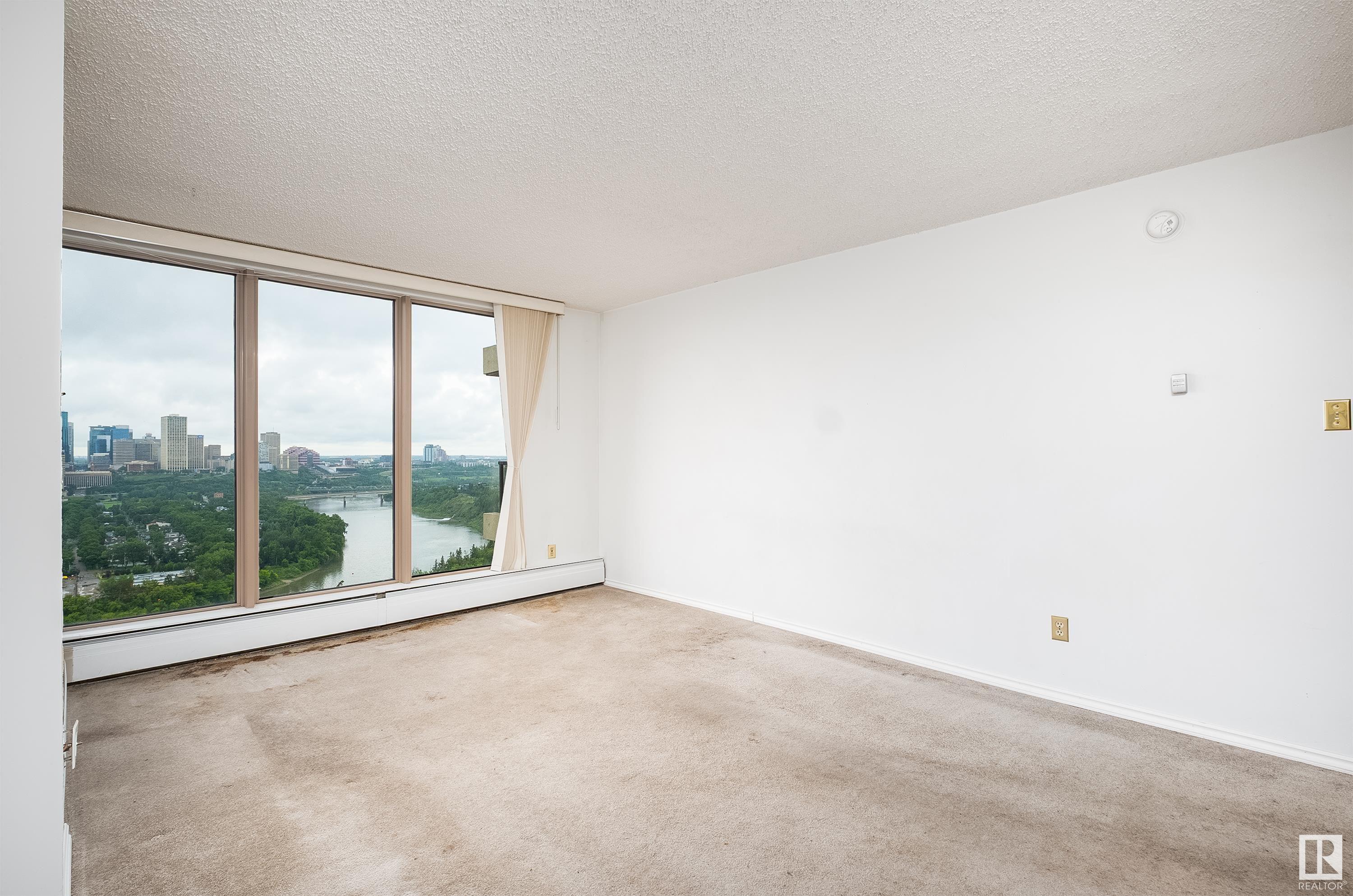 #1405 10149 Saskachewan DR NW