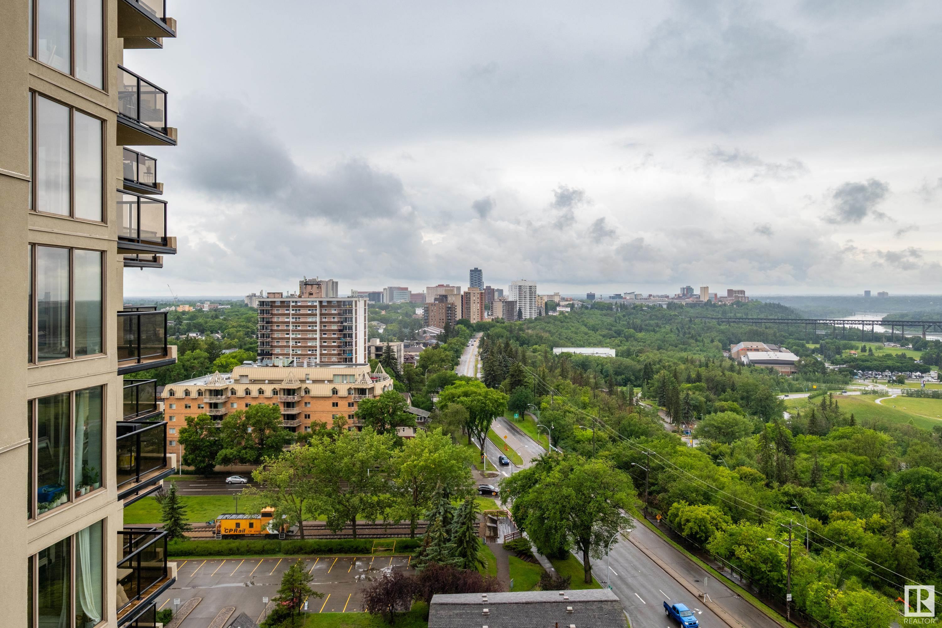 #1405 10149 Saskachewan DR NW