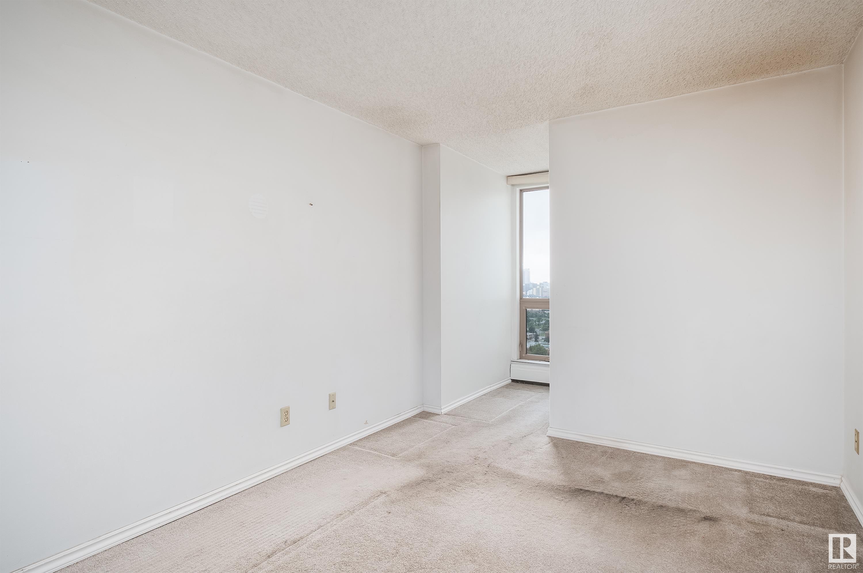 #1405 10149 Saskachewan DR NW