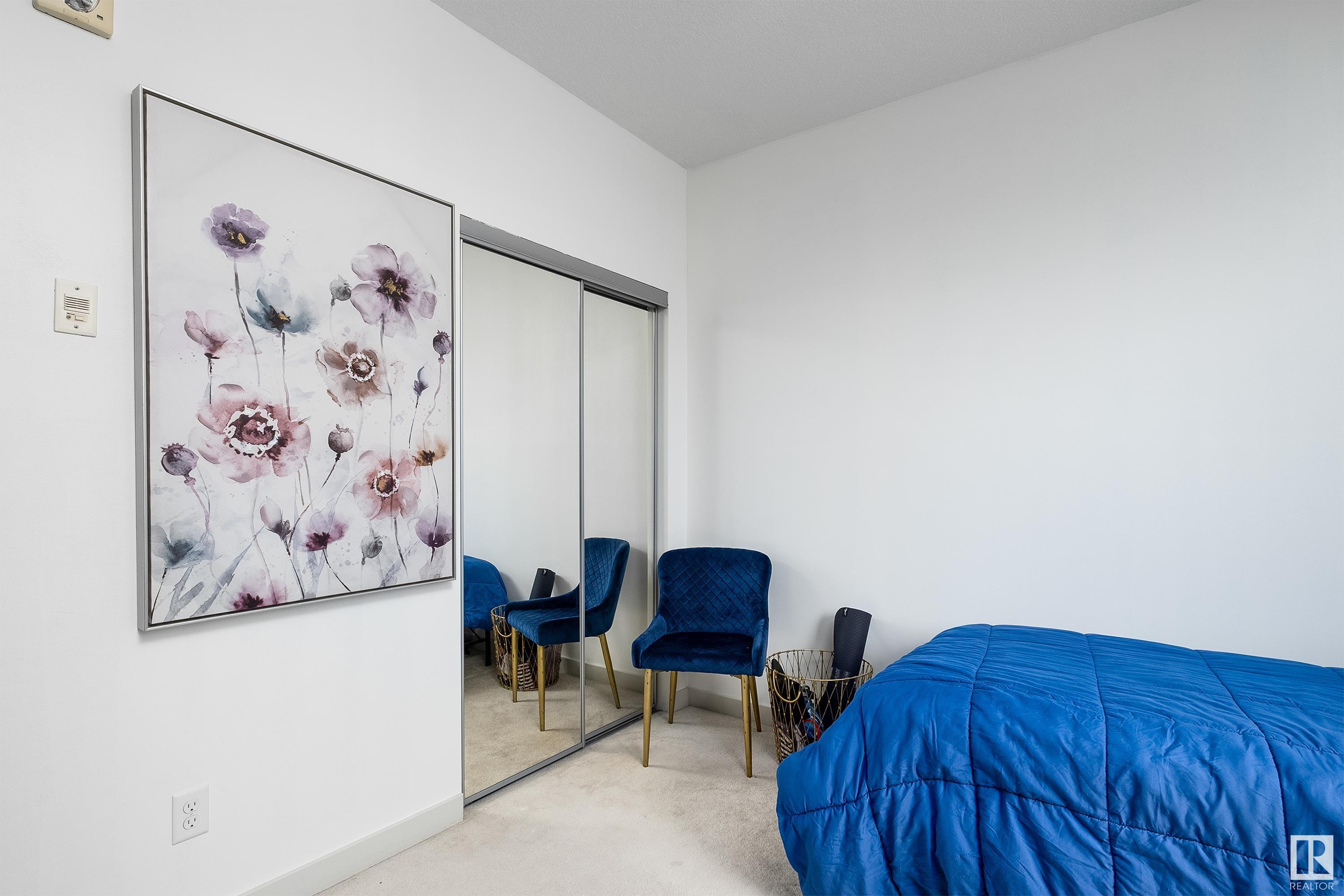#438 308 Ambleside LI NW