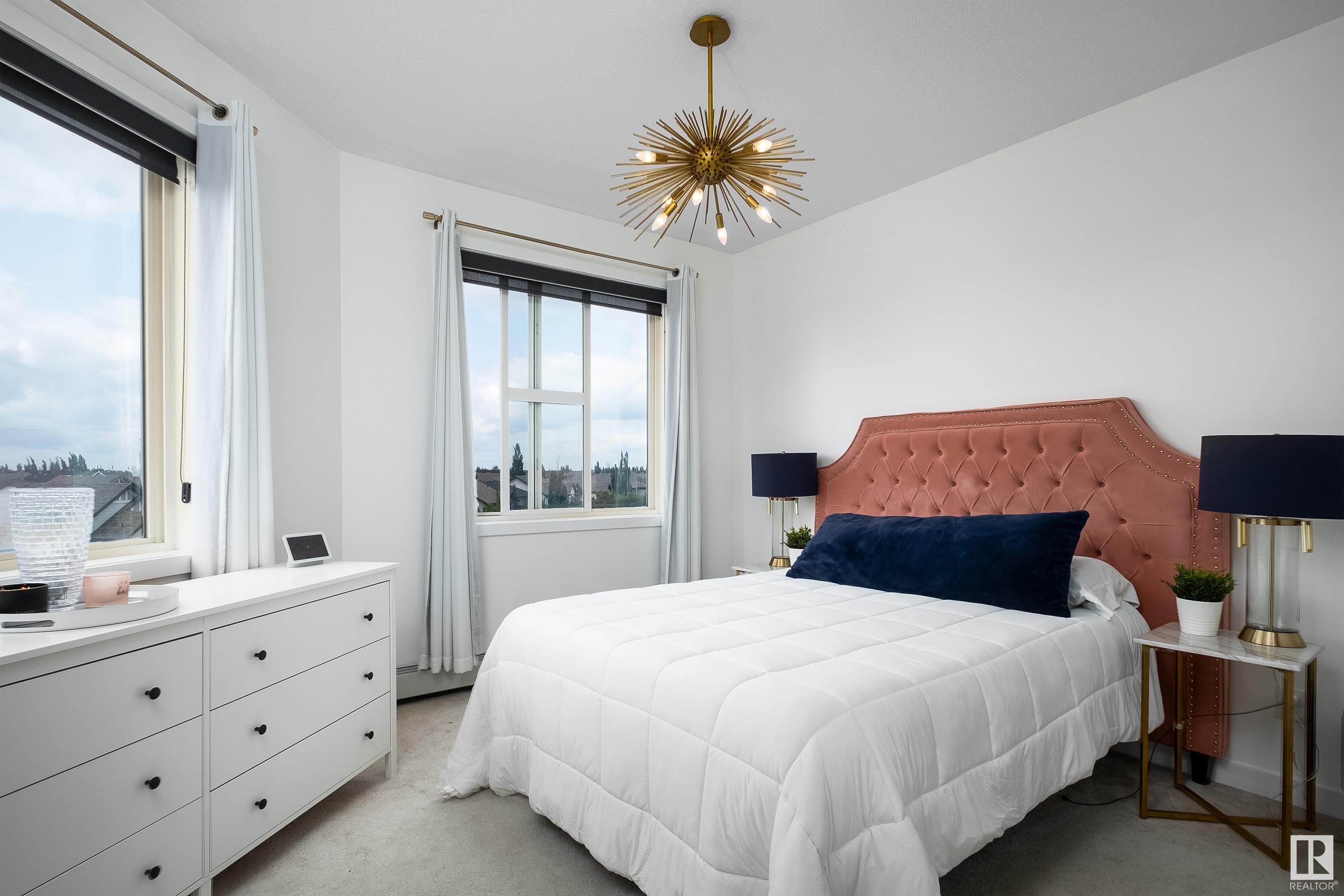 #438 308 Ambleside LI NW