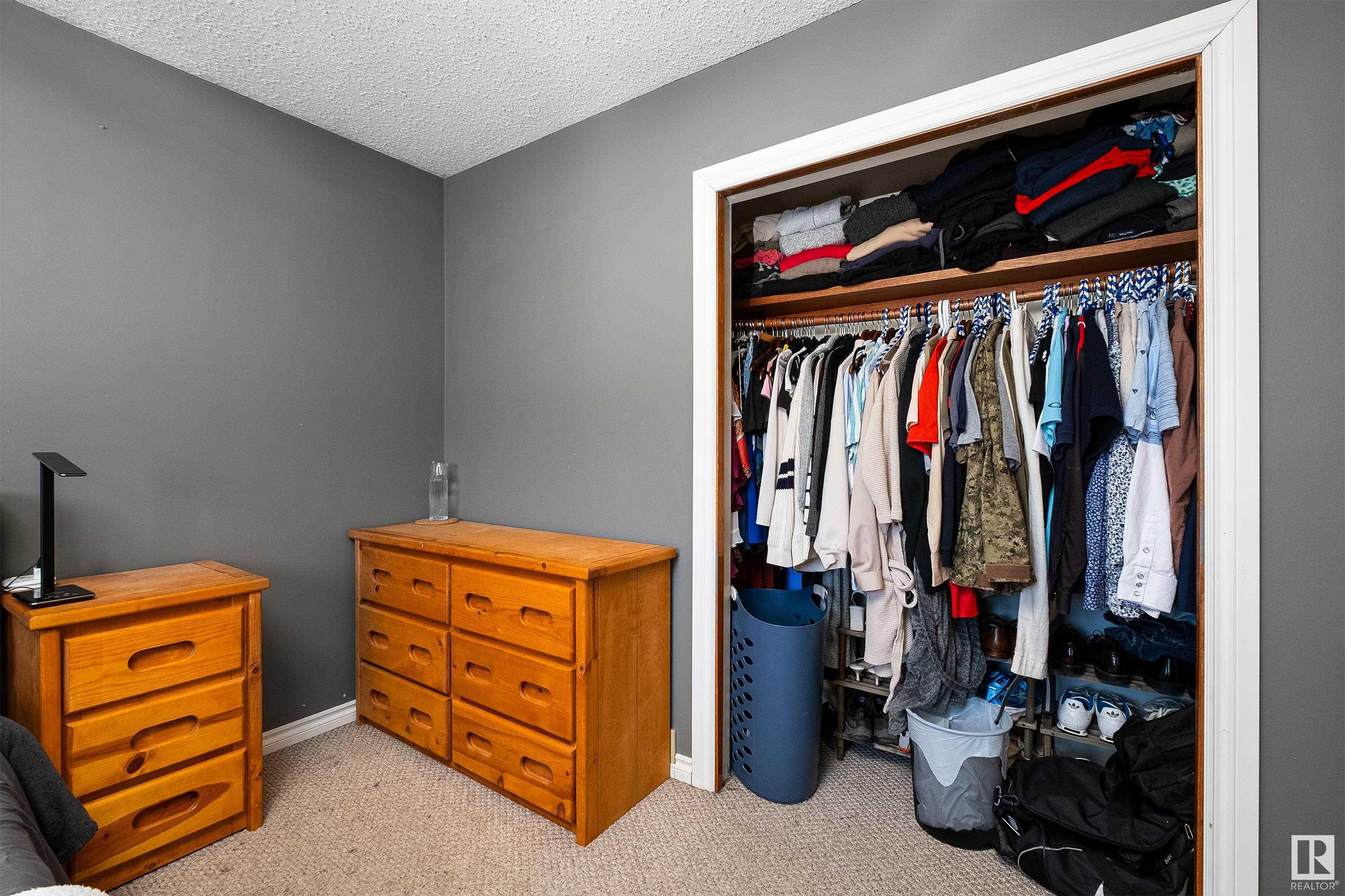 11406 81 ST NW