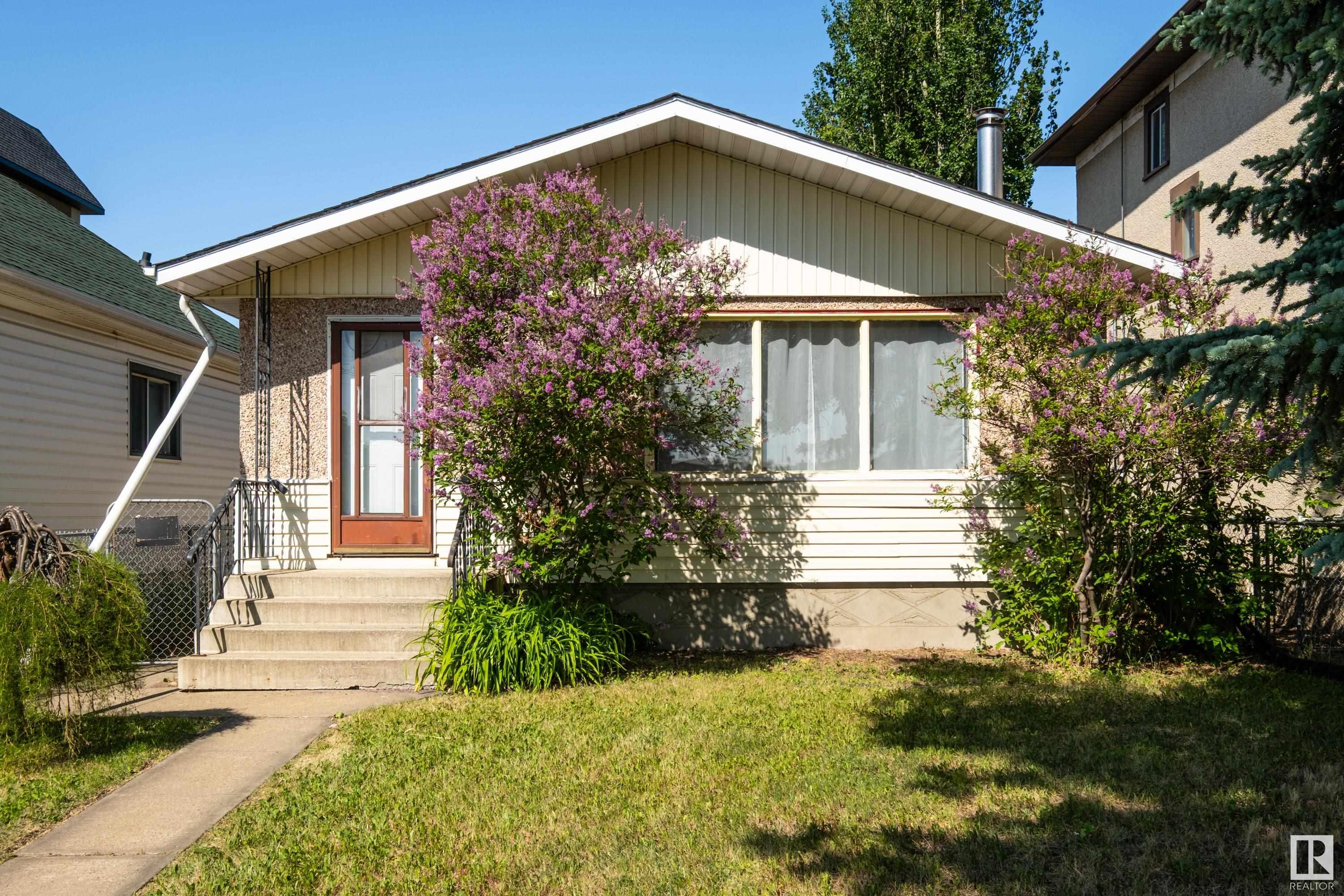 11406 81 ST NW