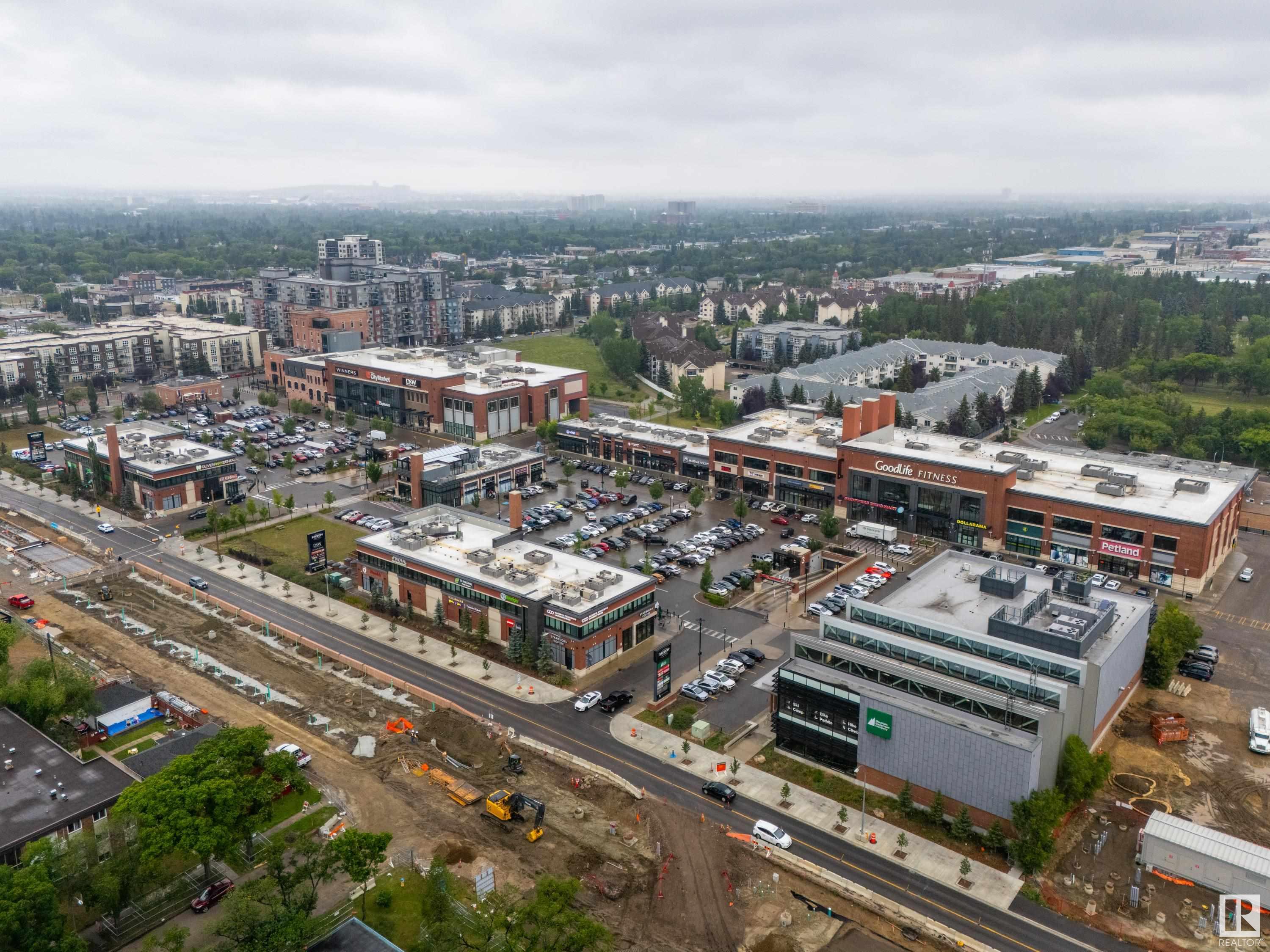 #134 10636 120 ST NW